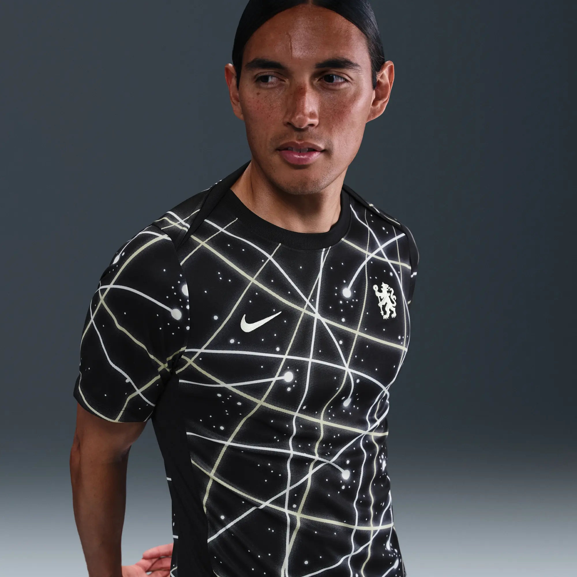 Chelsea F.C. Academy Pro Men's Nike Dri-FIT Football Pre-Match Short-Sleeve Top - Black - Polyester