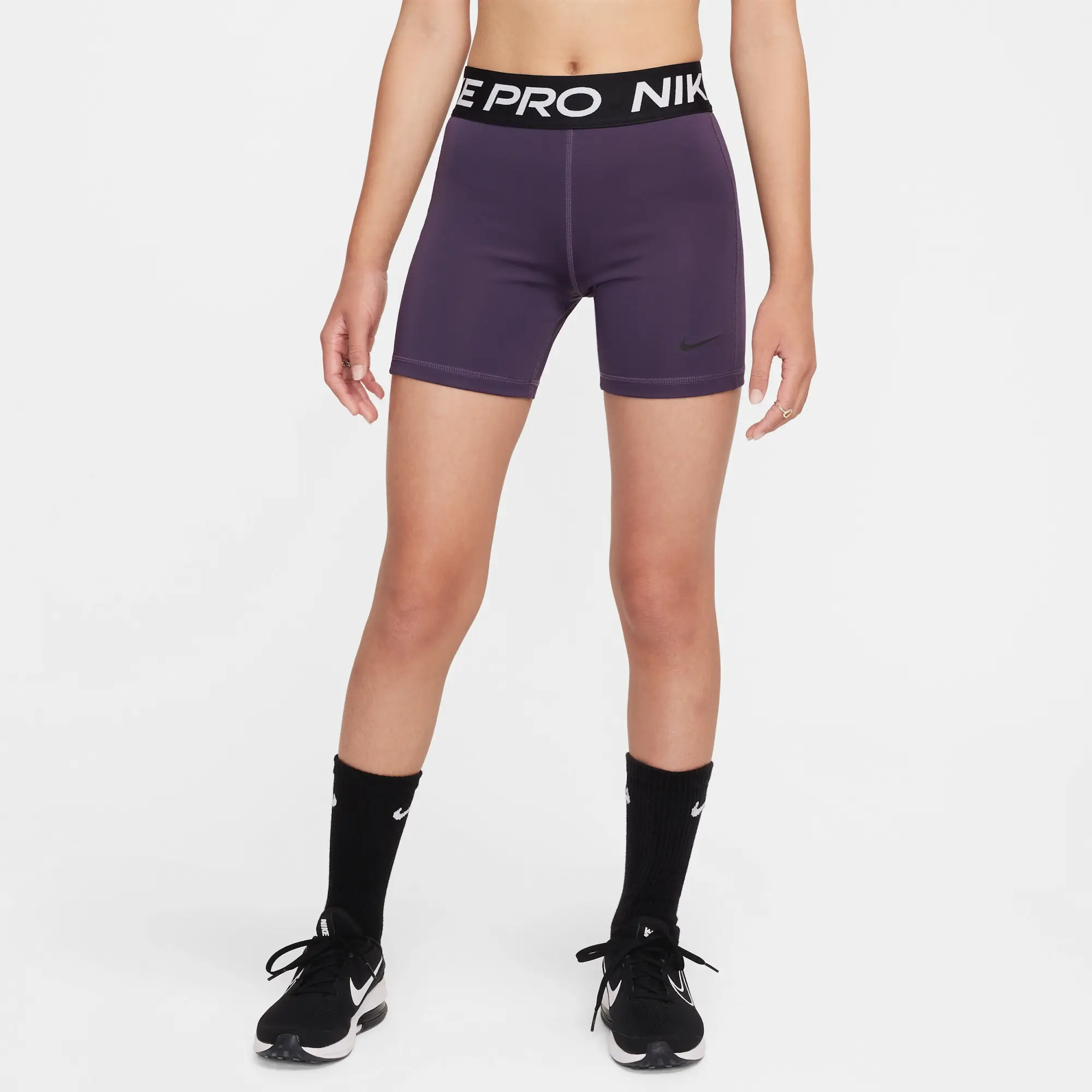 Nike Pro Leak Protection: Period Girls' Dri-FIT Shorts - Purple - Polyester/Elastane