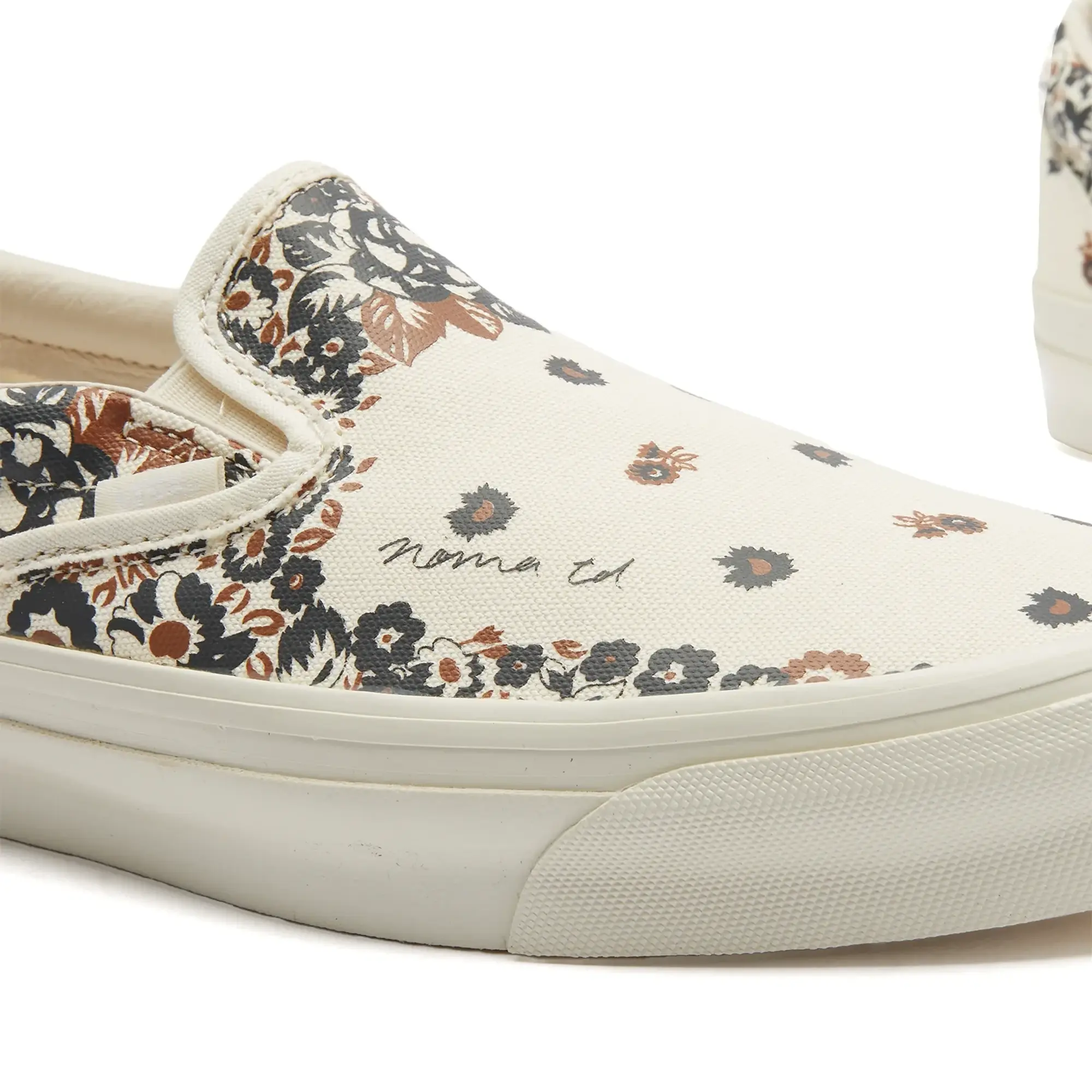 END. x Vans Vault x NOMA t.d. UA OG Classic Slip-On LX True White/Antique White