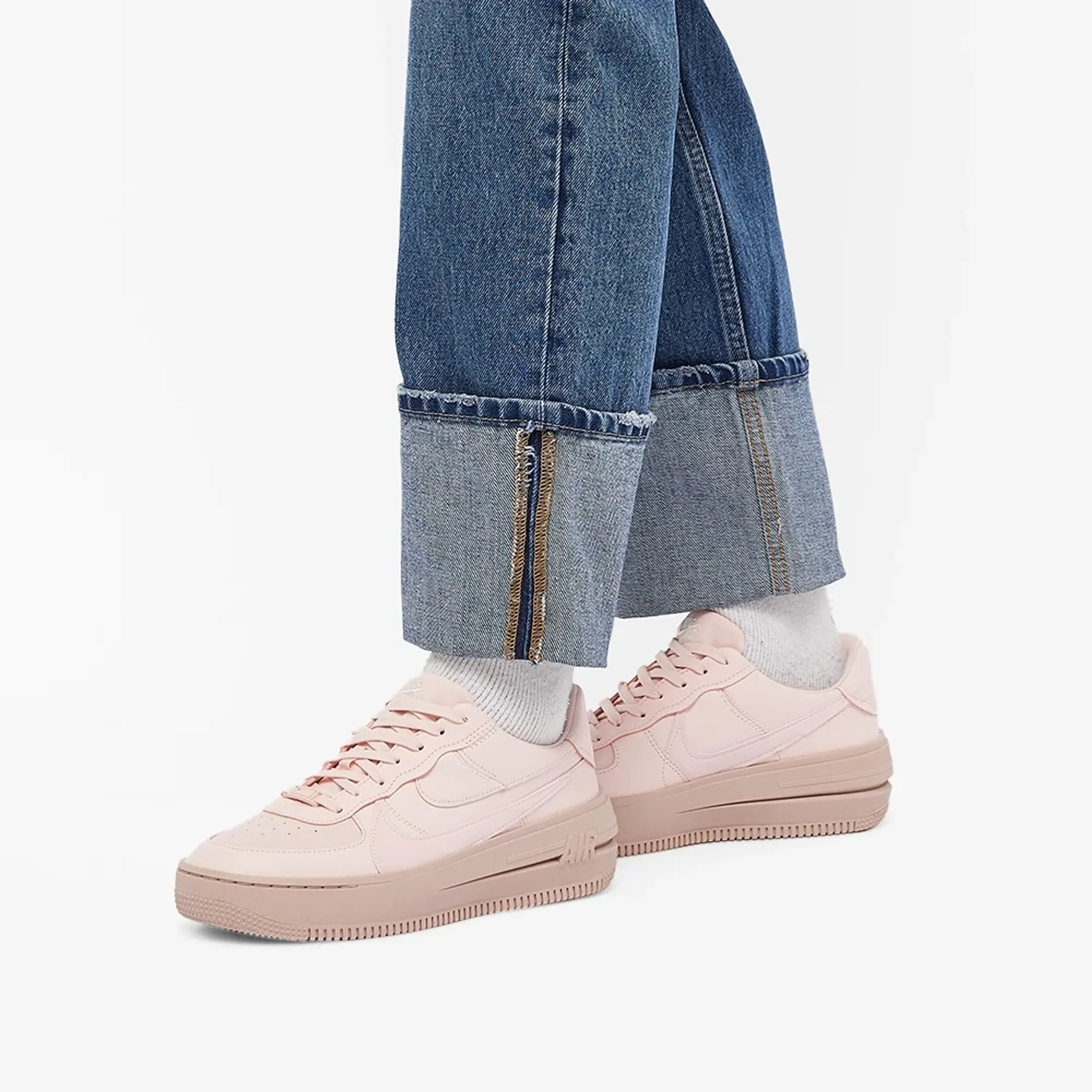 Nike Women's Air Force 1 PLT.AF.ORM W Atmosphere/Phantom/Pink