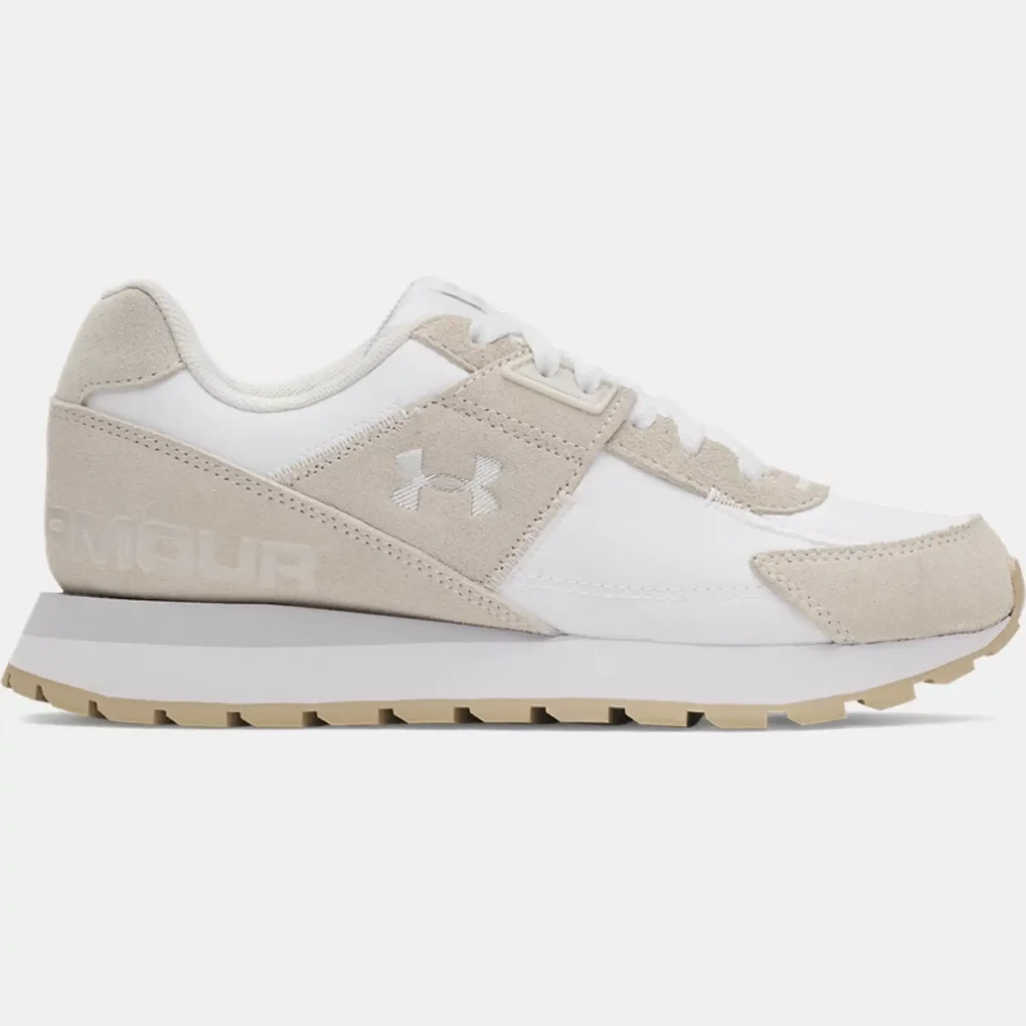 Under Armour  Essential Runner Women's Shoes White / Summit White / Metallic Silver 7.5
