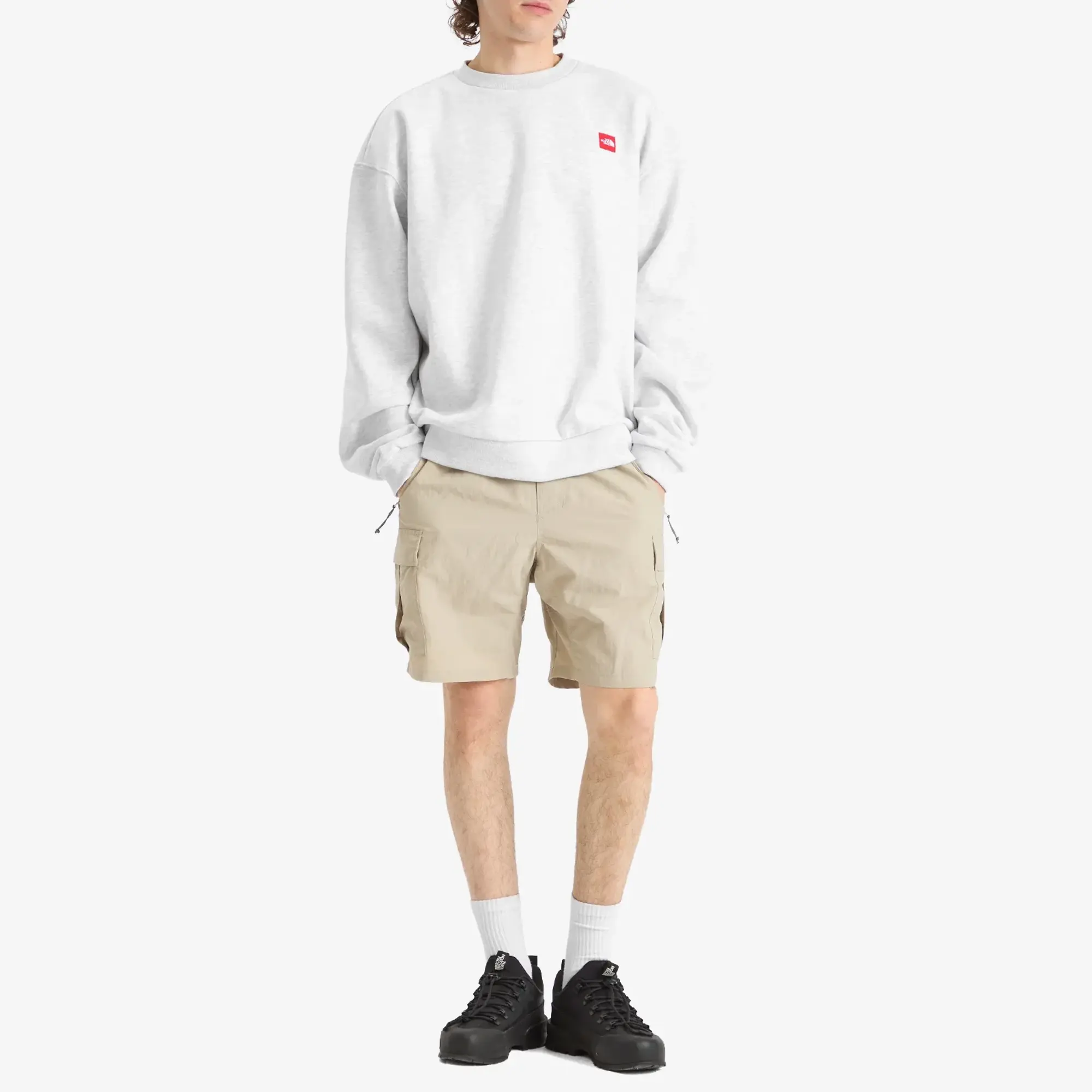 The North Face Men's Redbox Crew Sweat Tnf Classic/Grey Heather