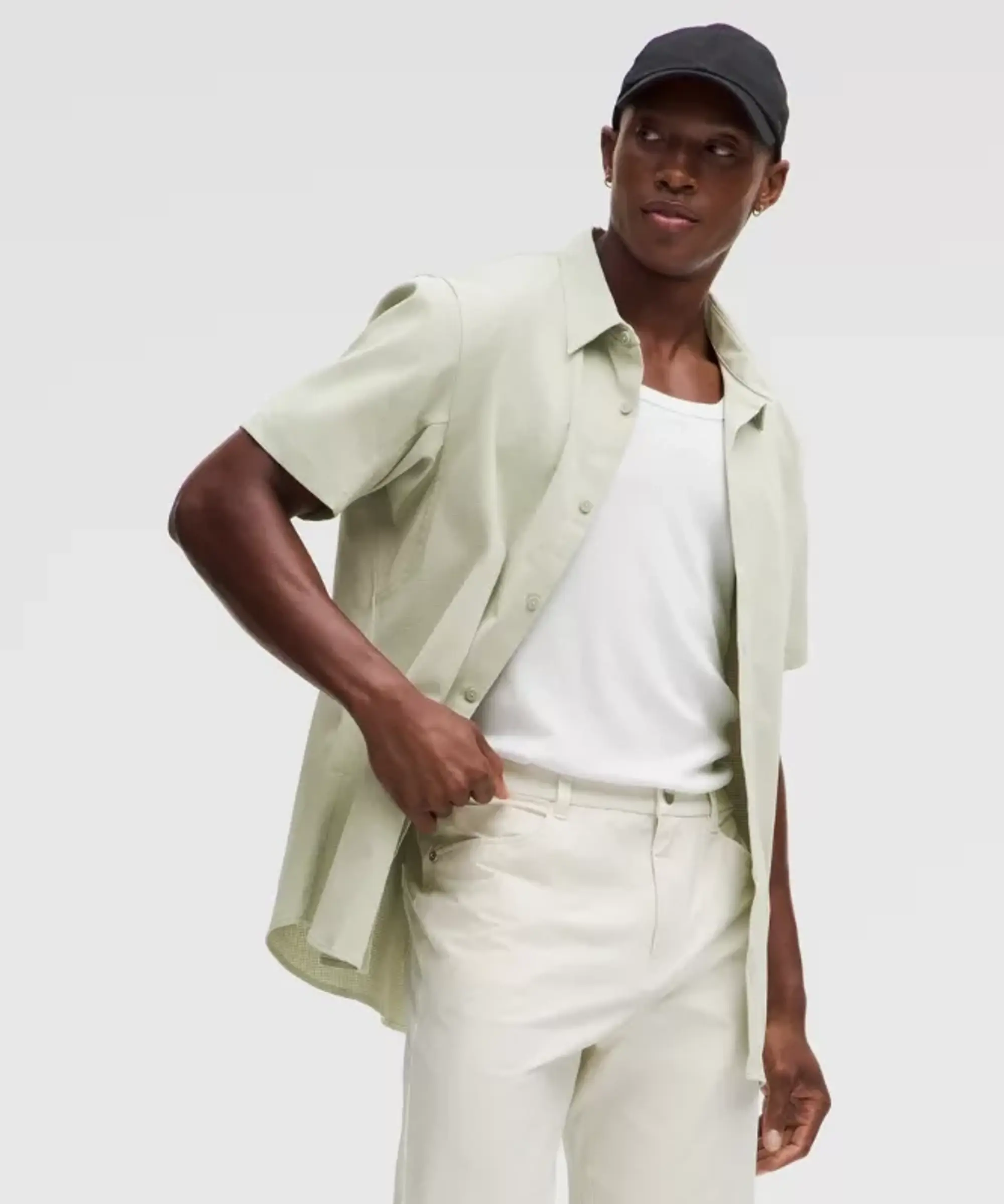 lululemon – Men's Airing Easy Short-Sleeve Shirt – Color Green/Pastel – Size L