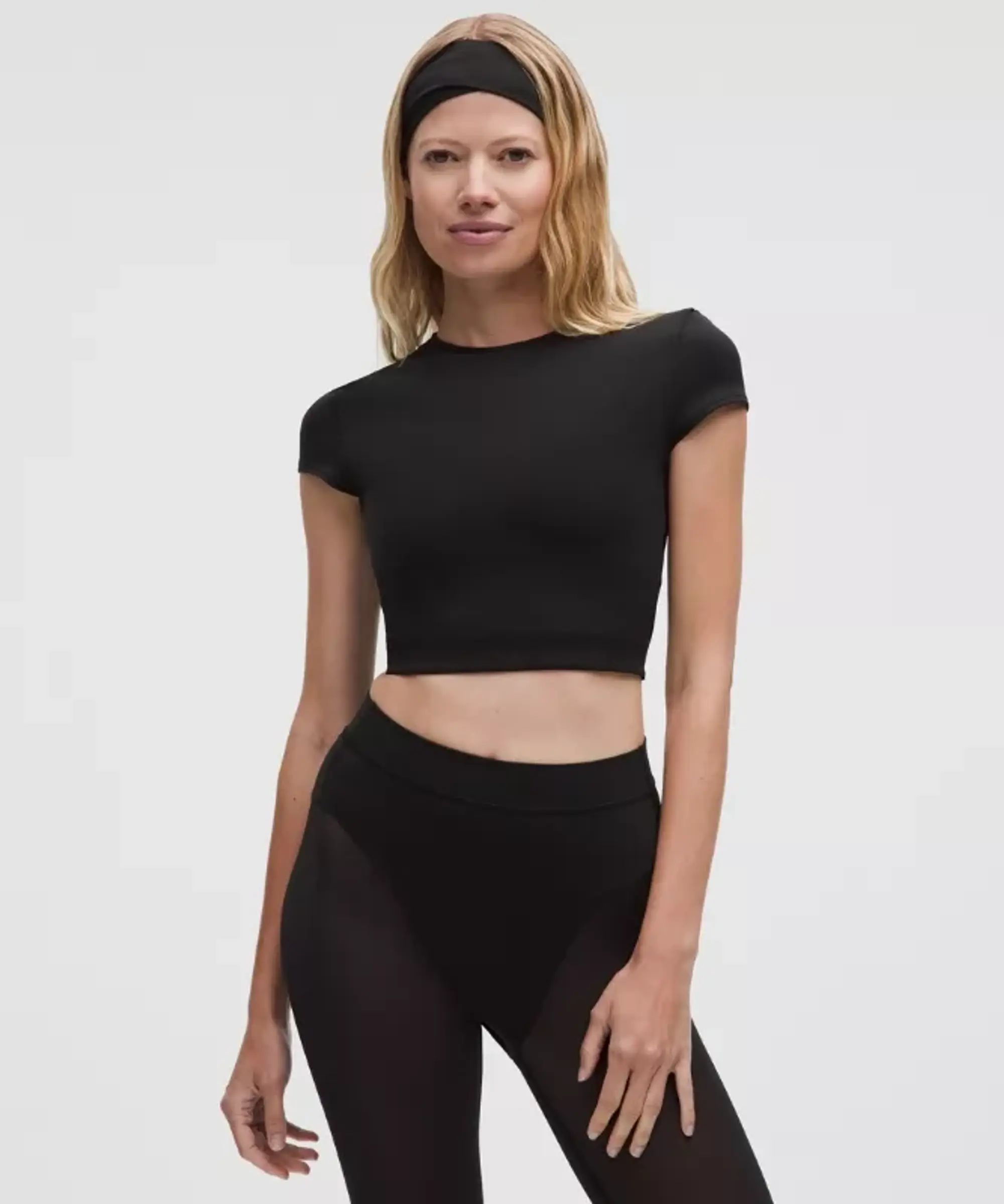 lululemon – Women's Nulu Mesh-Back Baby Tee – Color Black – Size L