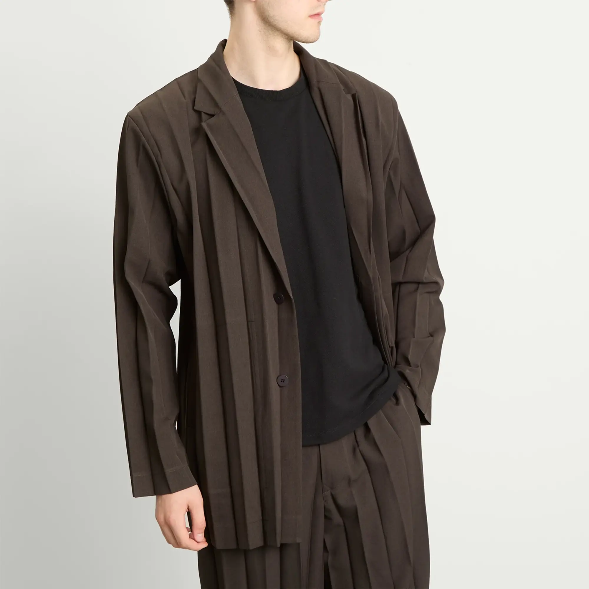 Homme Plissé Issey Miyake Men's Edge Single Breasted Jacket Dark Brown