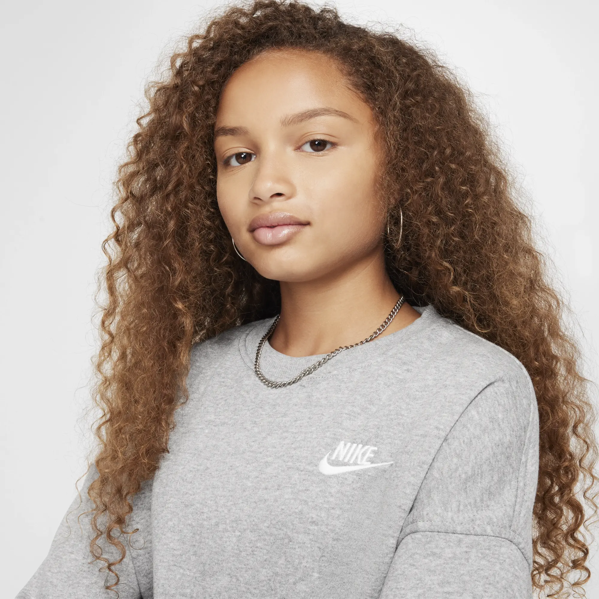 Nike Sportswear Club Fleece Girls' Boxy Crew-Neck Sweatshirt - Grey - Fleece > Club Fleece