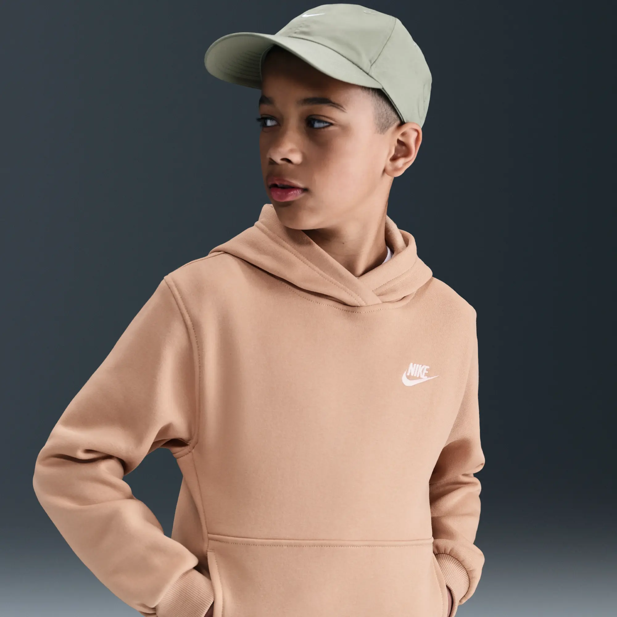 Nike Sportswear Club Fleece Older Kids' Pullover Hoodie - Brown - Fleece > Club Fleece