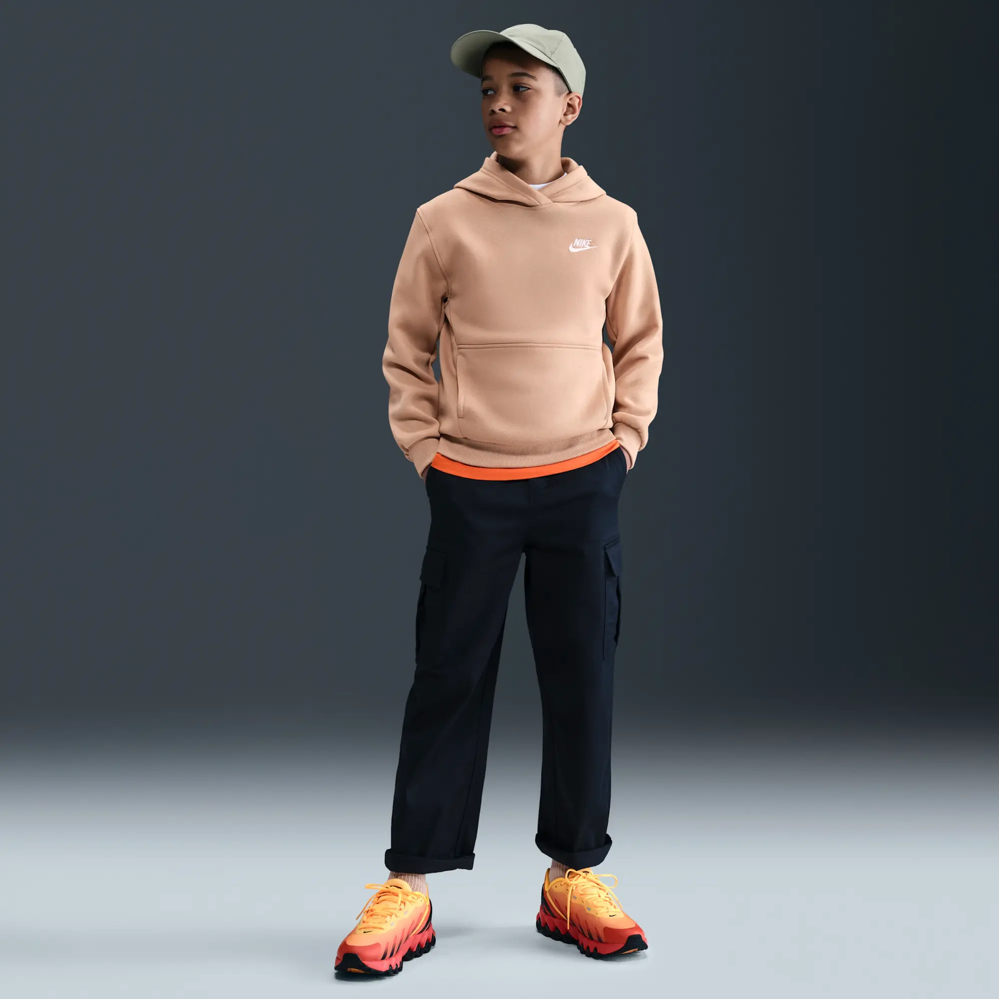 Nike Sportswear Club Fleece Older Kids' Pullover Hoodie - Brown - Fleece > Club Fleece