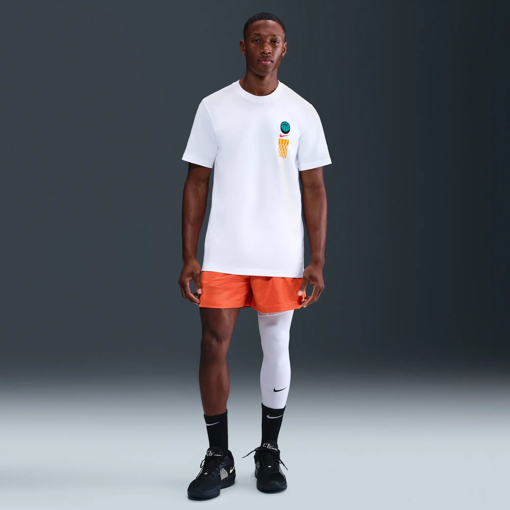 Nike Men's T-Shirt - White