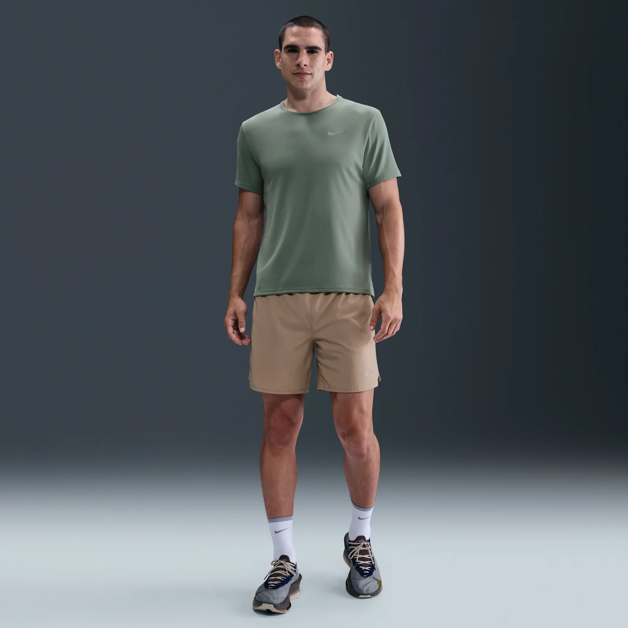 Nike Miler Men's Dri-FIT UV Short-Sleeve Running Top - Grey - Recycled Polyester