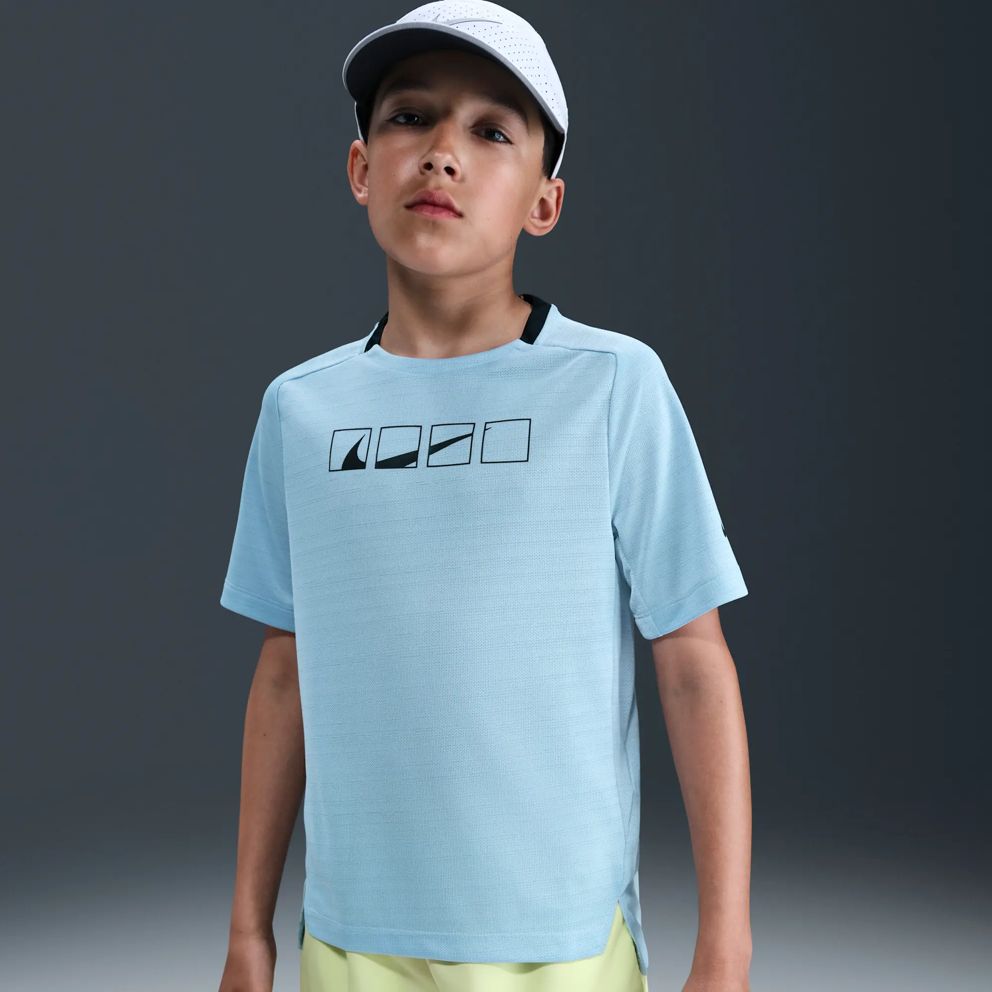 Nike Multi Tech Older Kids' (Boys') Dri-FIT Short-Sleeve Top - Blue - Sustainable Materials