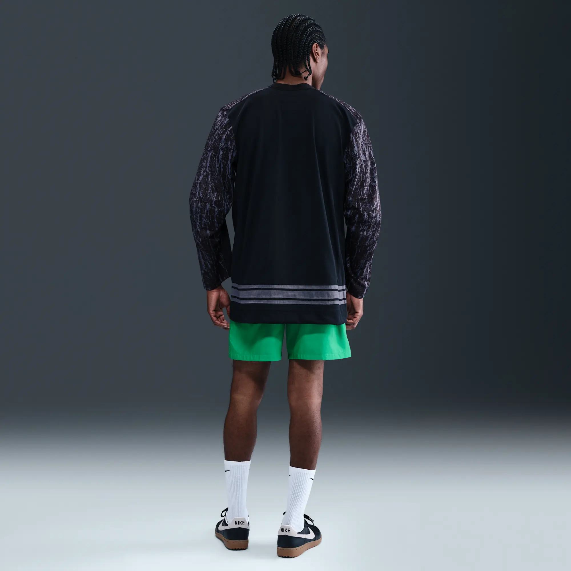 Nike Club Men's Woven Flow Shorts - Green