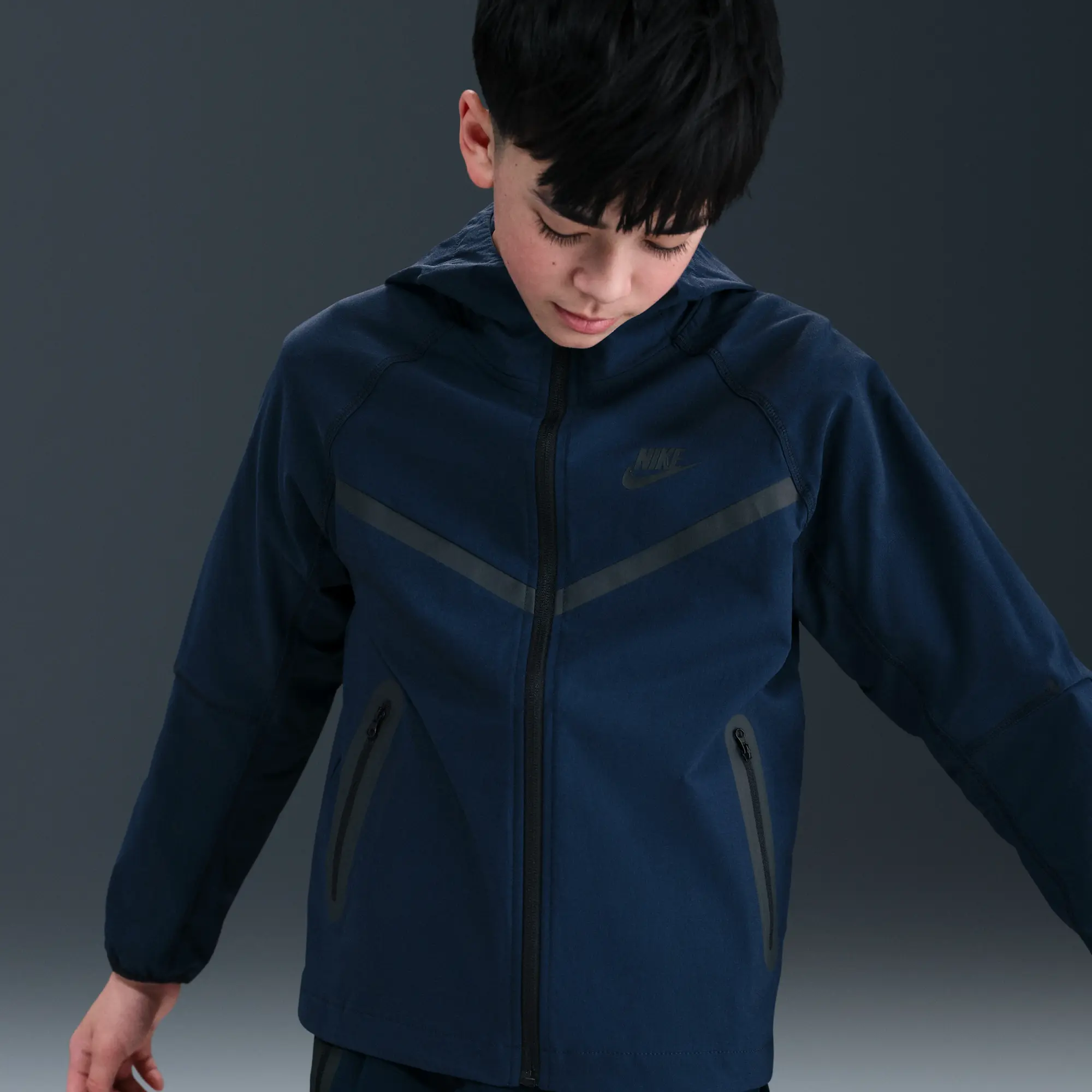 Nike Tech Older Kids' (Boys') Woven Jacket - Blue