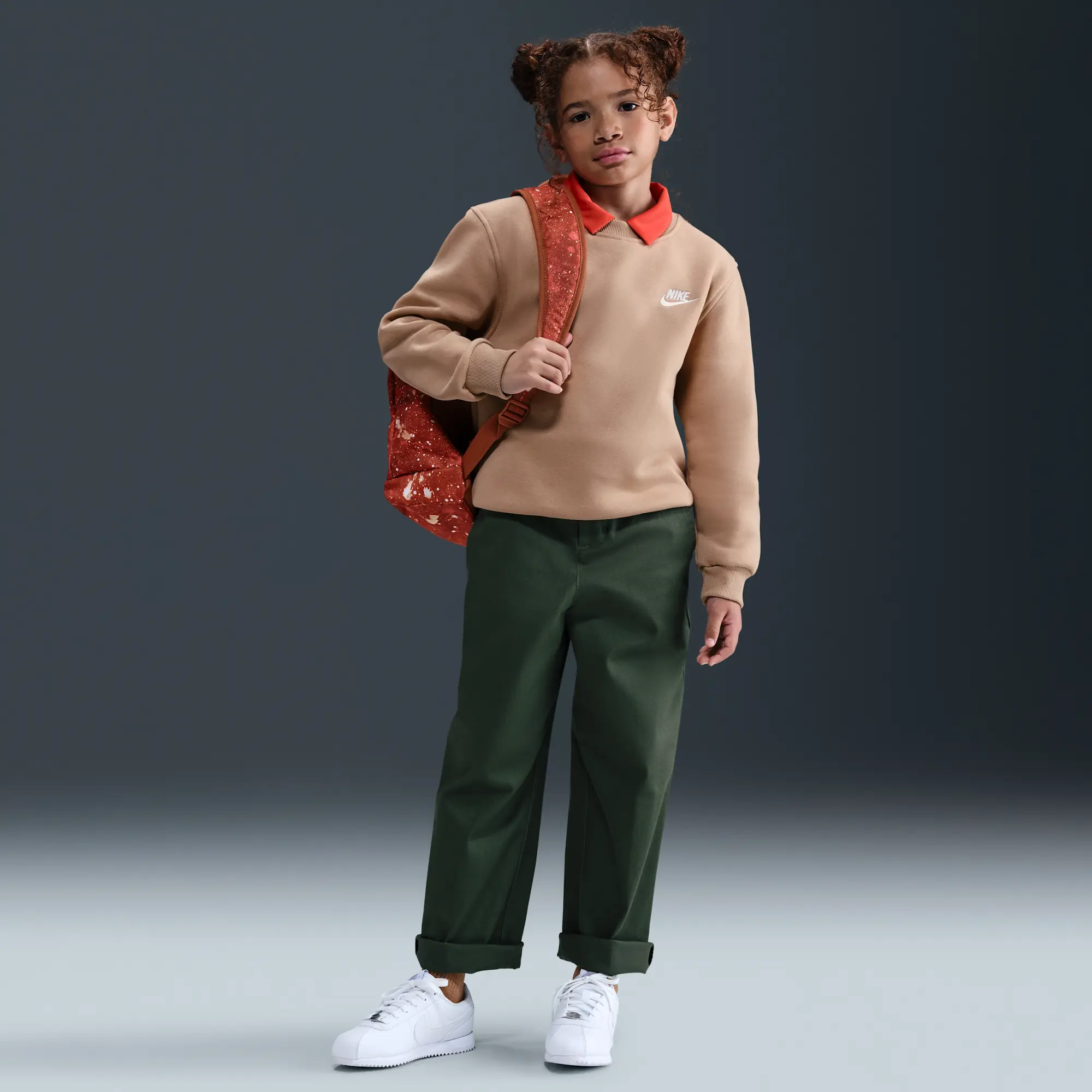 Nike Sportswear Club Fleece Older Kids' Sweatshirt - Brown - Fleece > Club Fleece