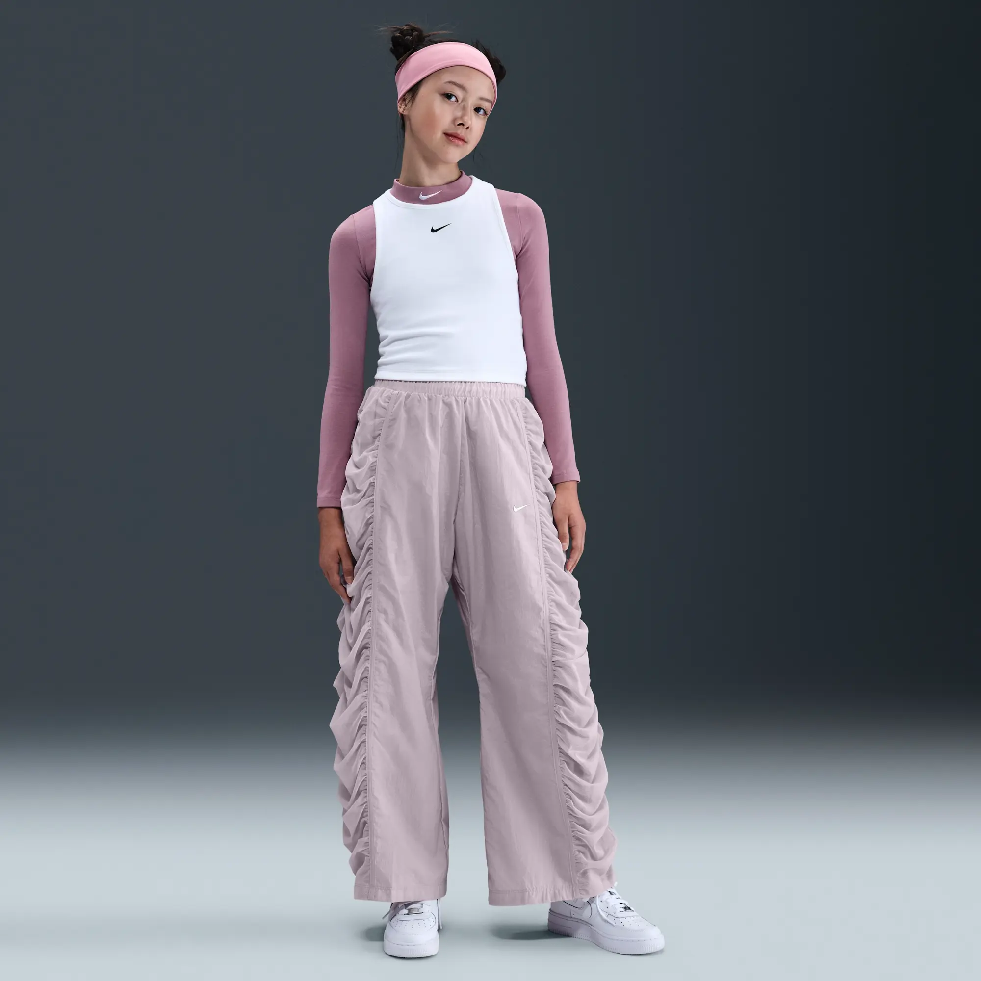 Nike Sportswear Girls' Woven Trousers - Purple