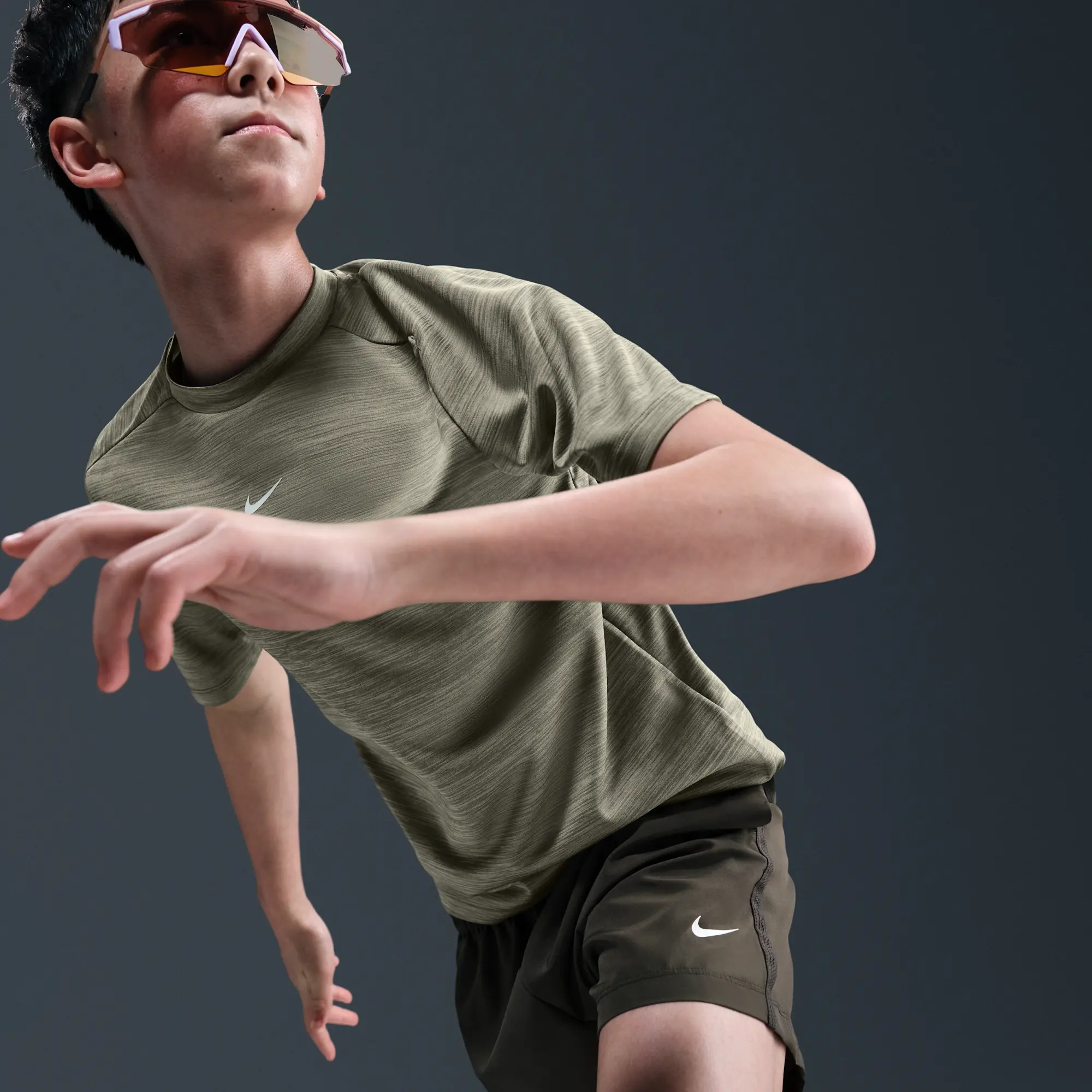 Nike Multi Older Kids' Dri-FIT Short-Sleeve Top - Green - Sustainable Materials