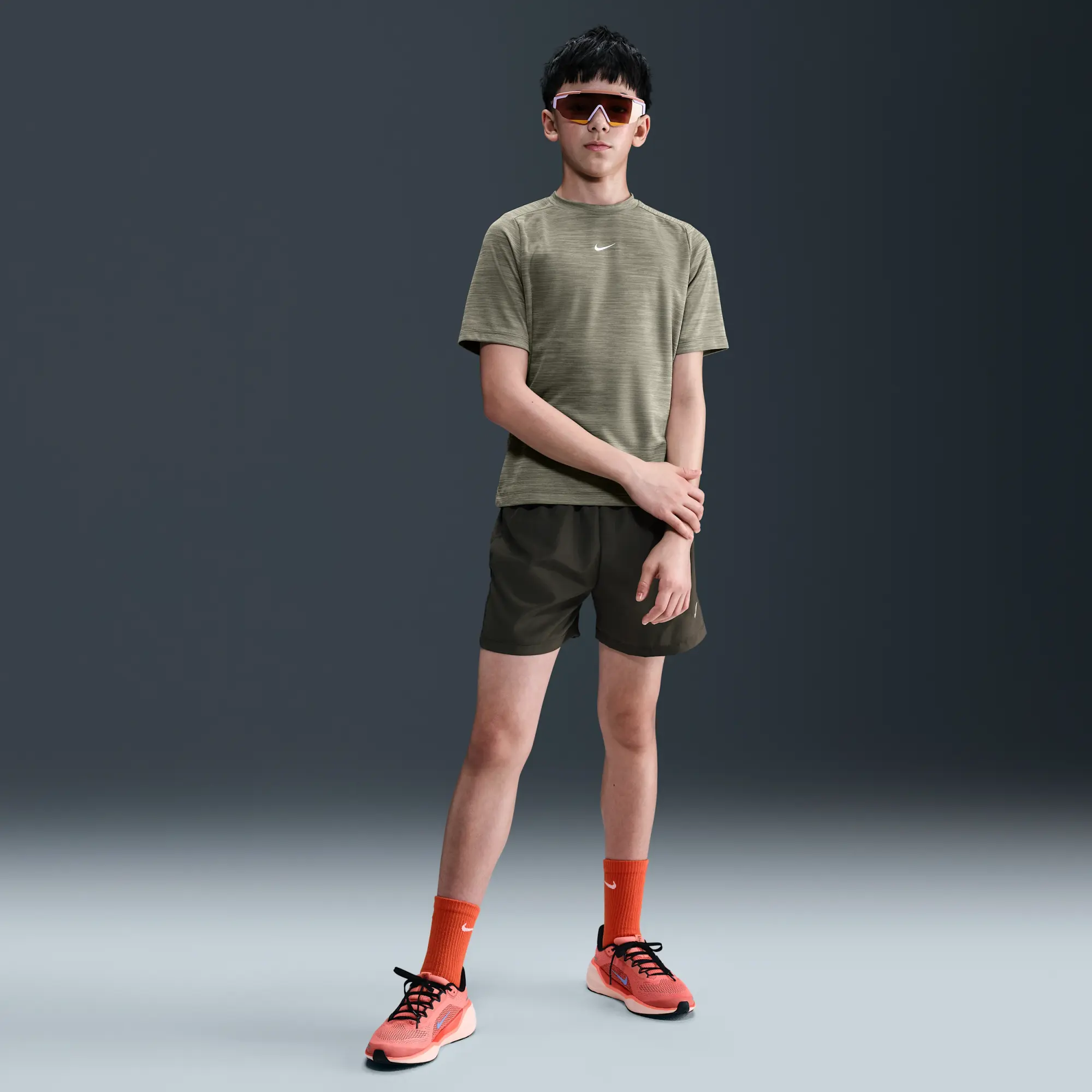 Nike Multi Older Kids' Dri-FIT Short-Sleeve Top - Green - Sustainable Materials