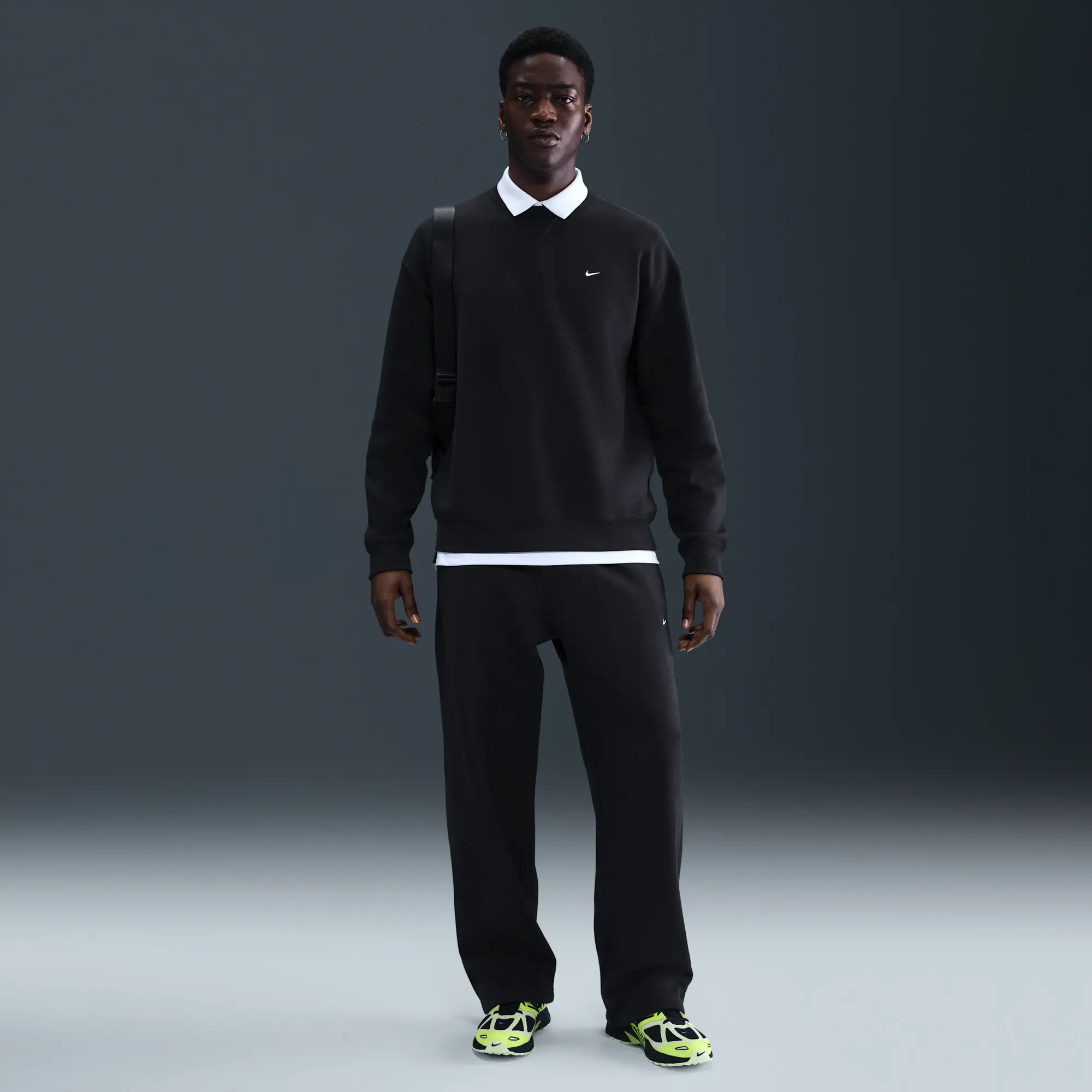 Nike Solo Swoosh Men's Fleece Crew - Black - Fleece