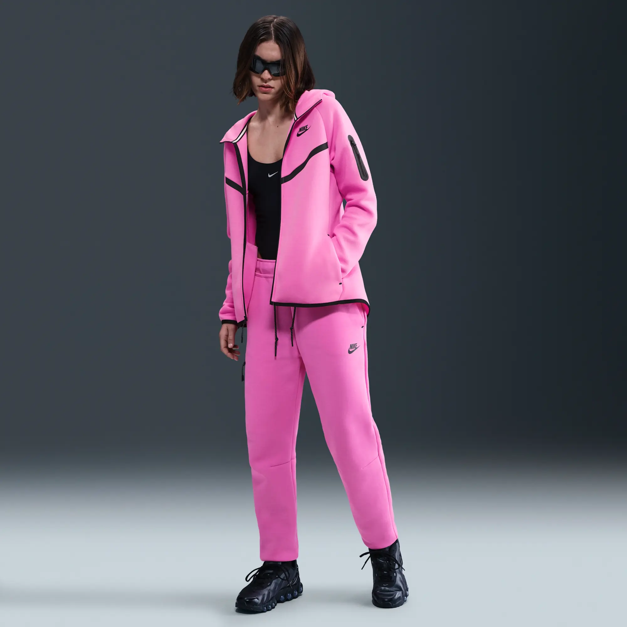 Nike Sportswear Tech Fleece Windrunner Women's Full-Zip Hoodie - Pink - Sustainable Blends