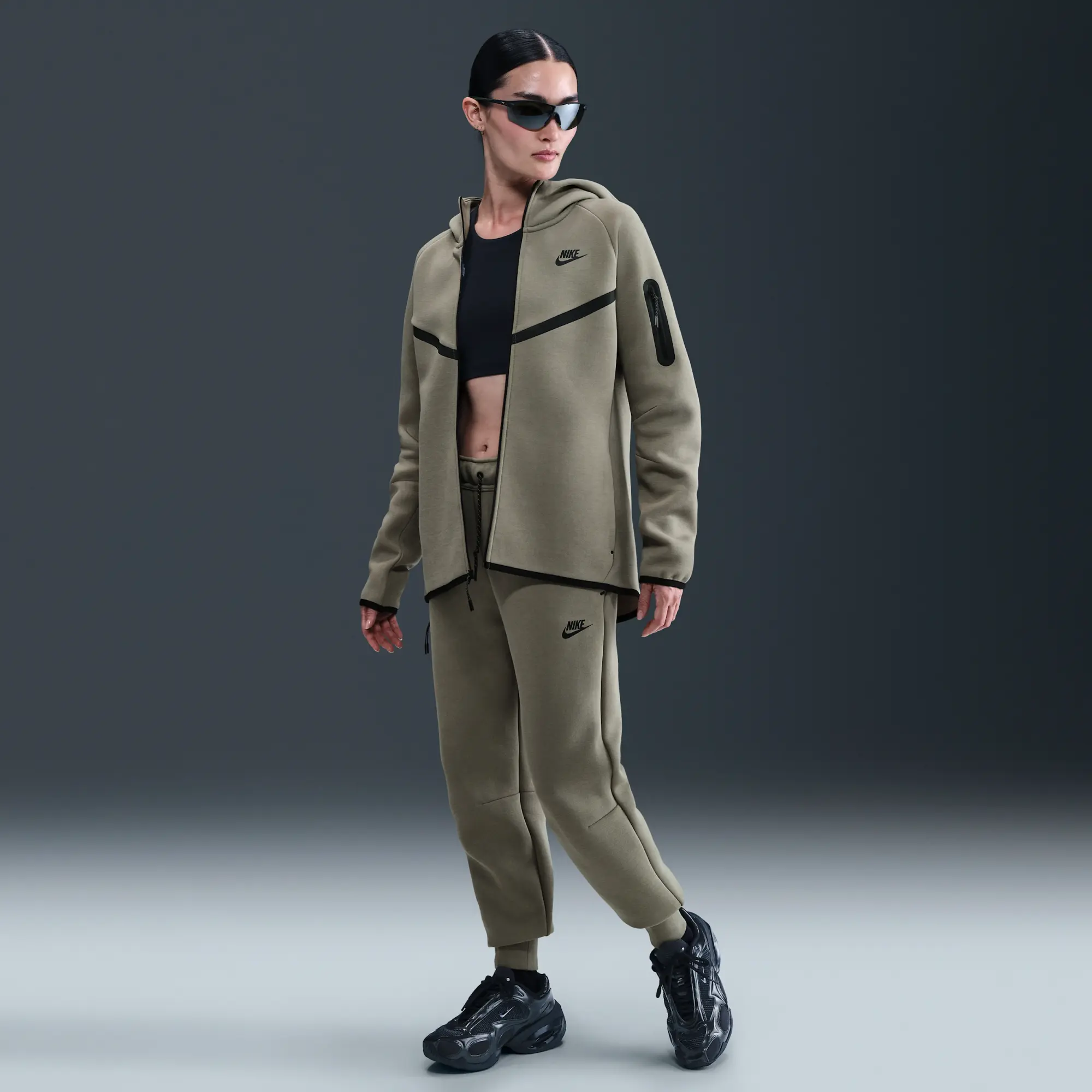Nike Sportswear Tech Fleece Windrunner Women's Full-Zip Hoodie - Green - Sustainable Materials