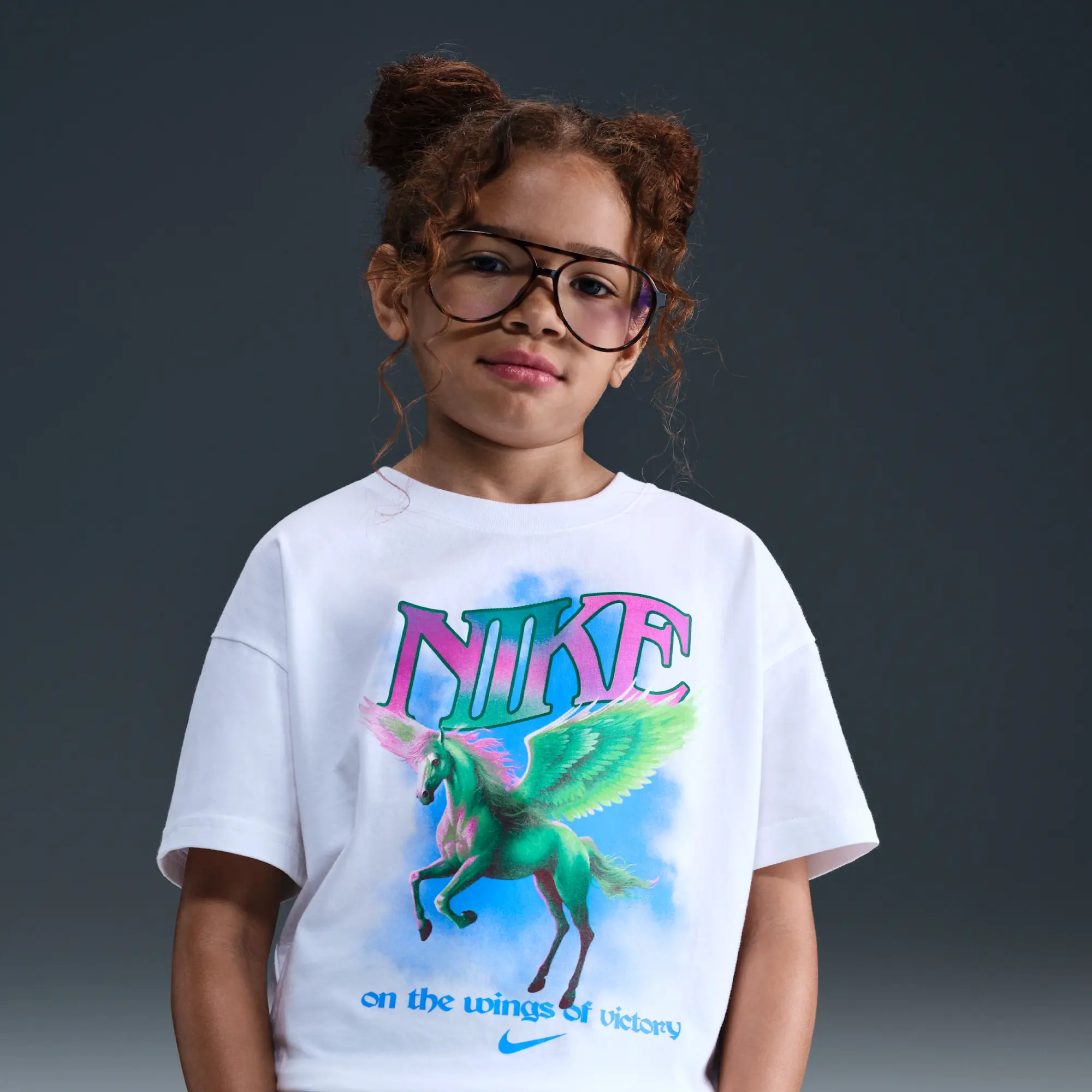 Nike Sportswear Older Kids' (Girls') T-Shirt - White