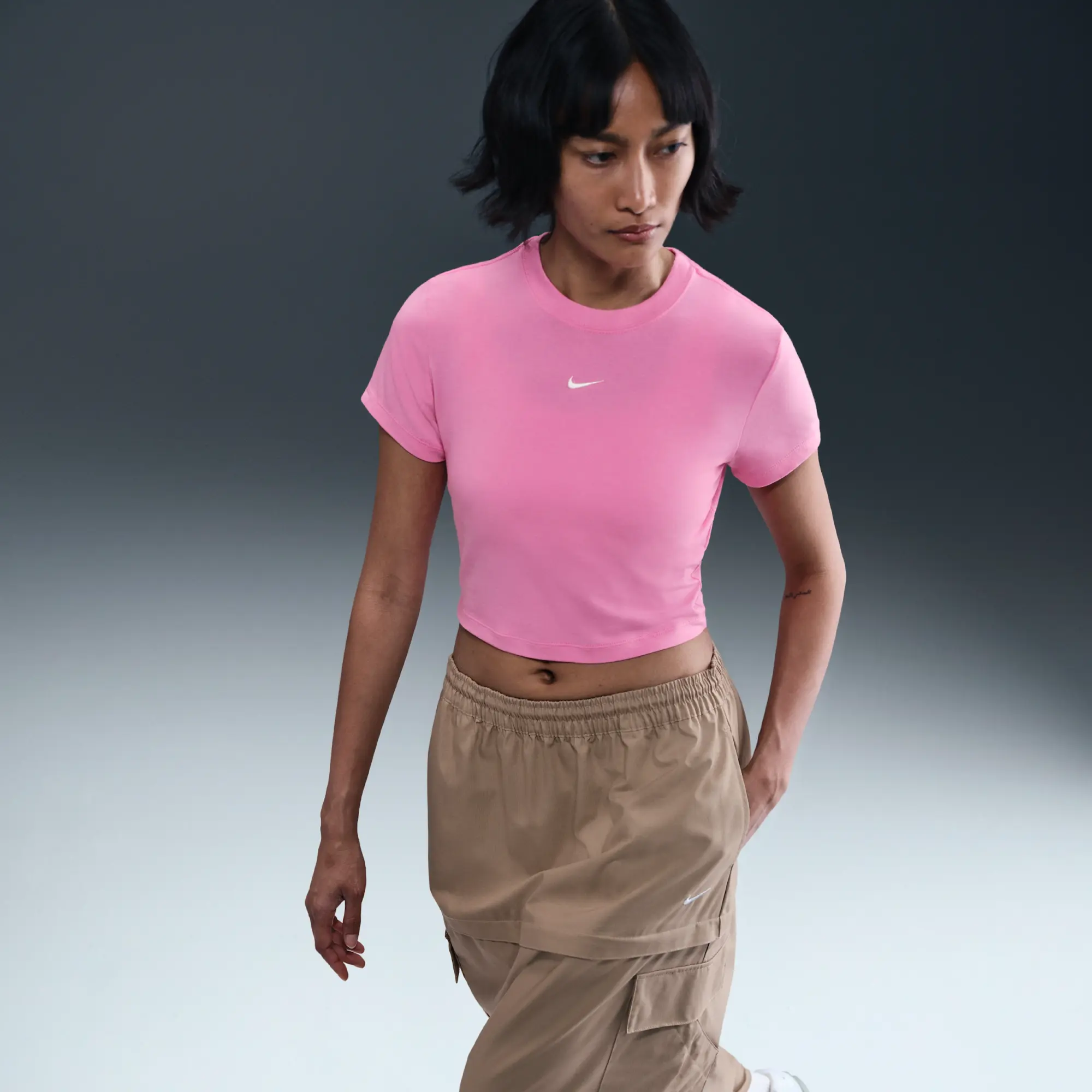 Nike Sportswear Chill Knit Women's Cropped T-Shirt - Pink