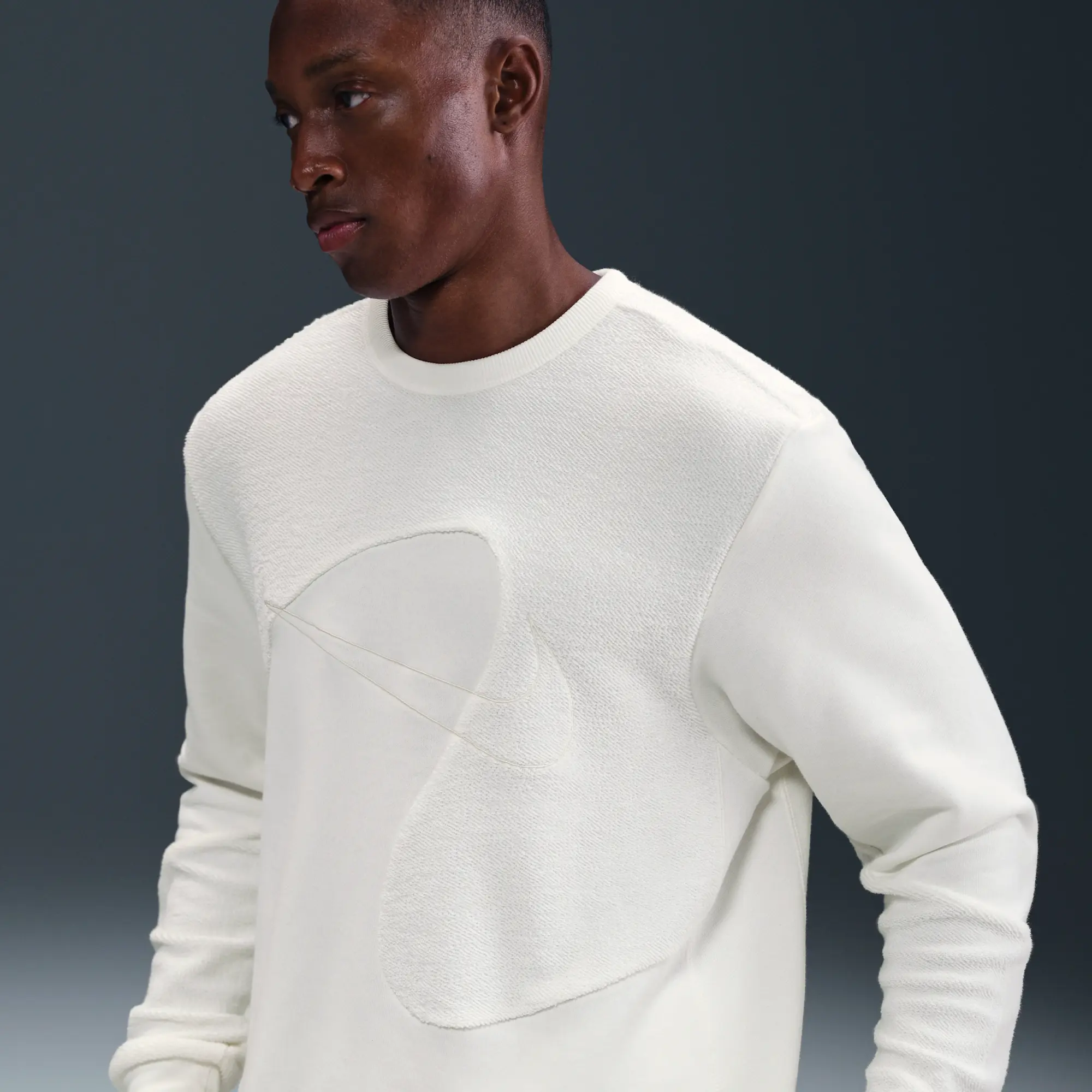 Nike Giannis Standard Issue Men's Basketball Crew - White - Fleece