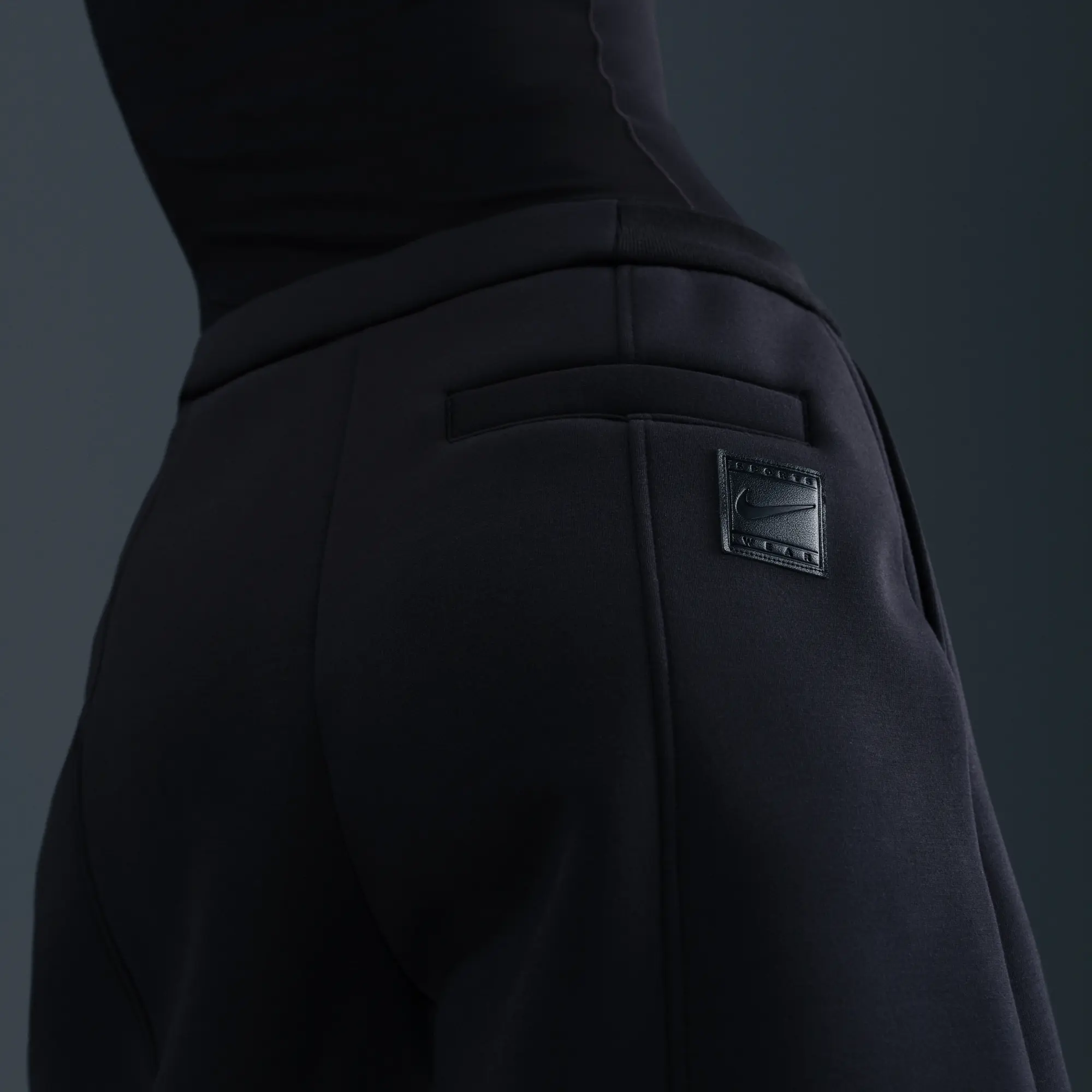 Nike Sportswear Modern Fleece Women's Mid-Rise Loose Shorts - Black