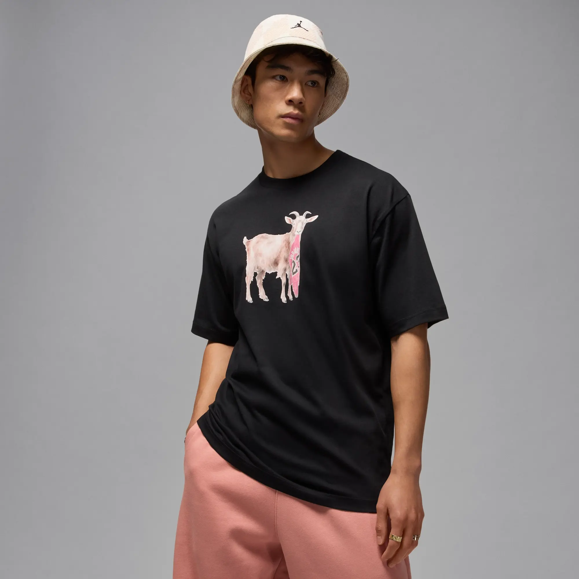 Nike Jordan Men's T-Shirt - Black