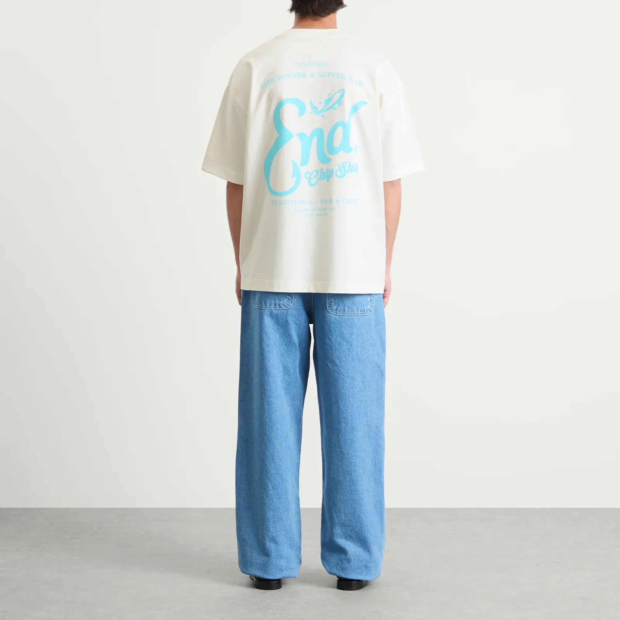 END. Coastal Fish Bar By The Sea T-Shirt Ecru