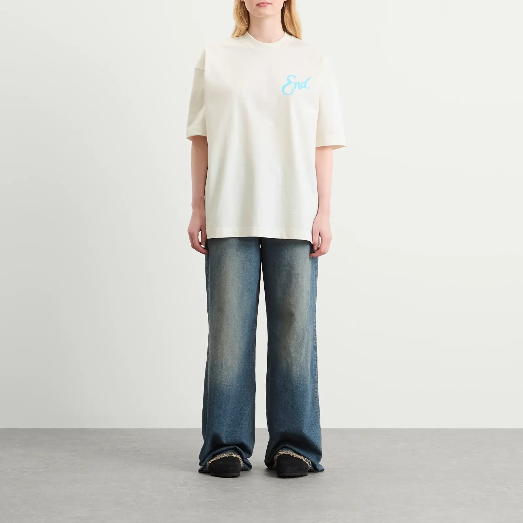 END. Coastal Fish Bar By The Sea T-Shirt Ecru