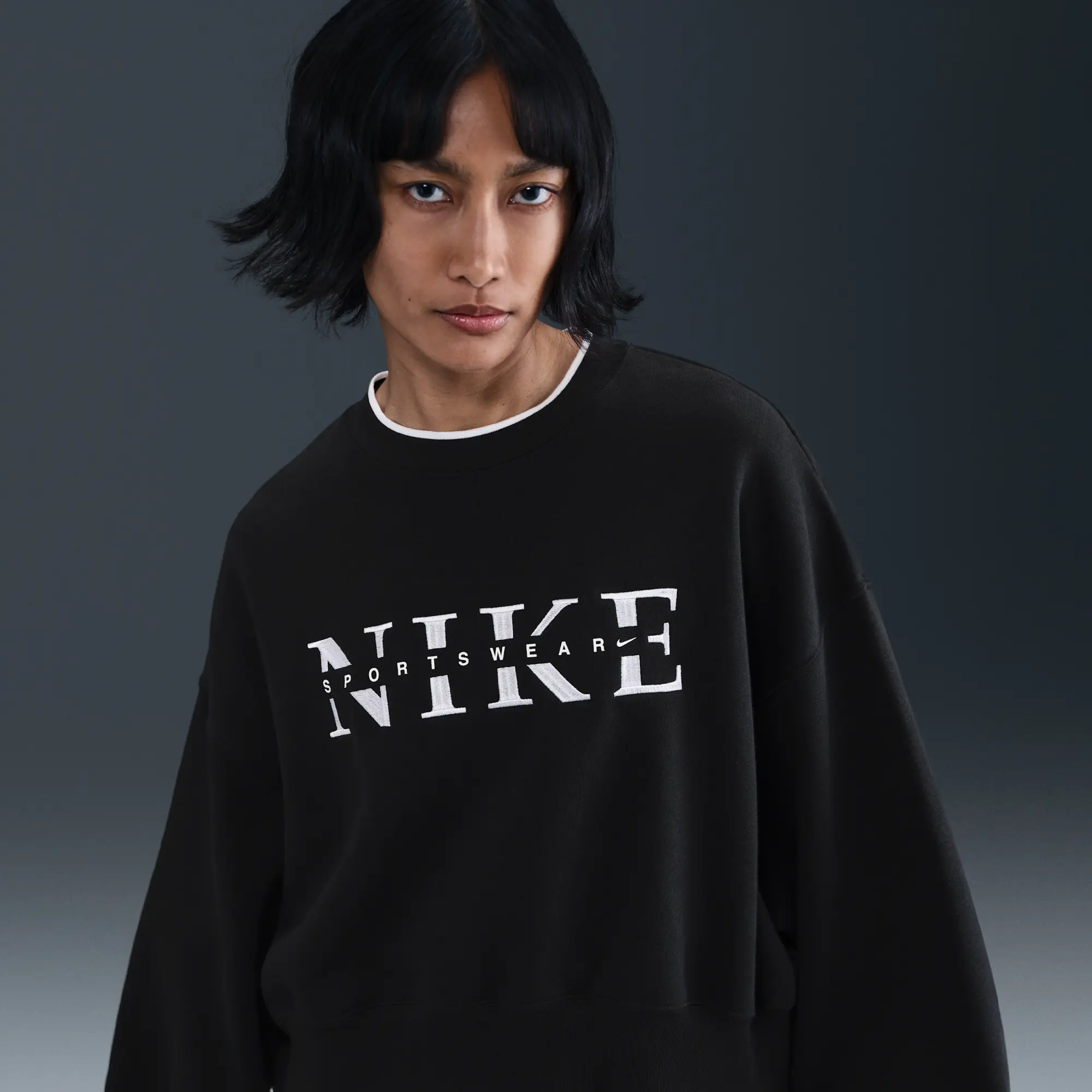 Nike Sportswear Phoenix Fleece Women's Oversized Crew-Neck Sweatshirt - Black - Cotton/Polyester
