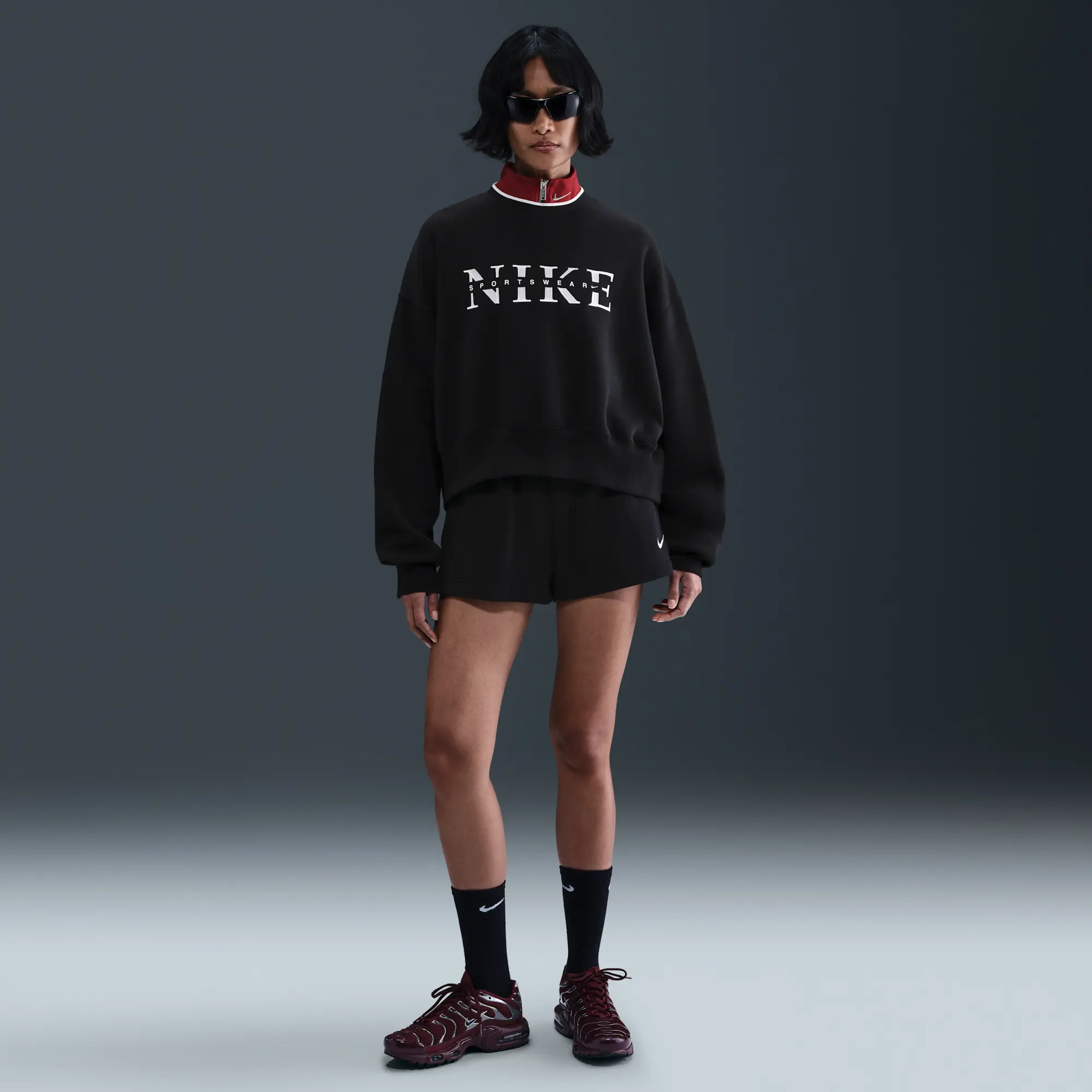 Nike Sportswear Phoenix Fleece Women's Oversized Crew-Neck Sweatshirt - Black - Cotton/Polyester