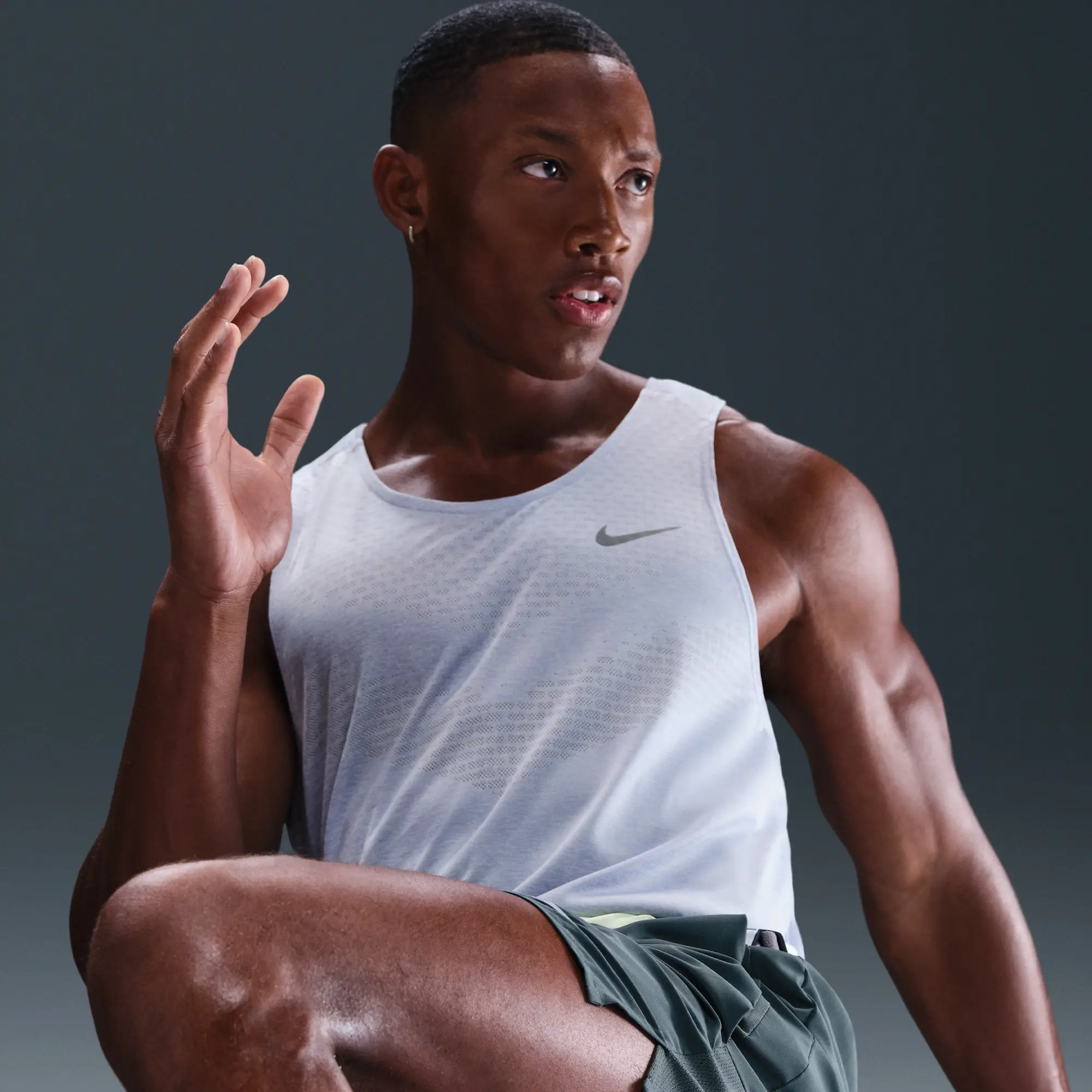 Nike Stride Men's Dri-FIT ADV Running Tank Top - Grey - Polyester