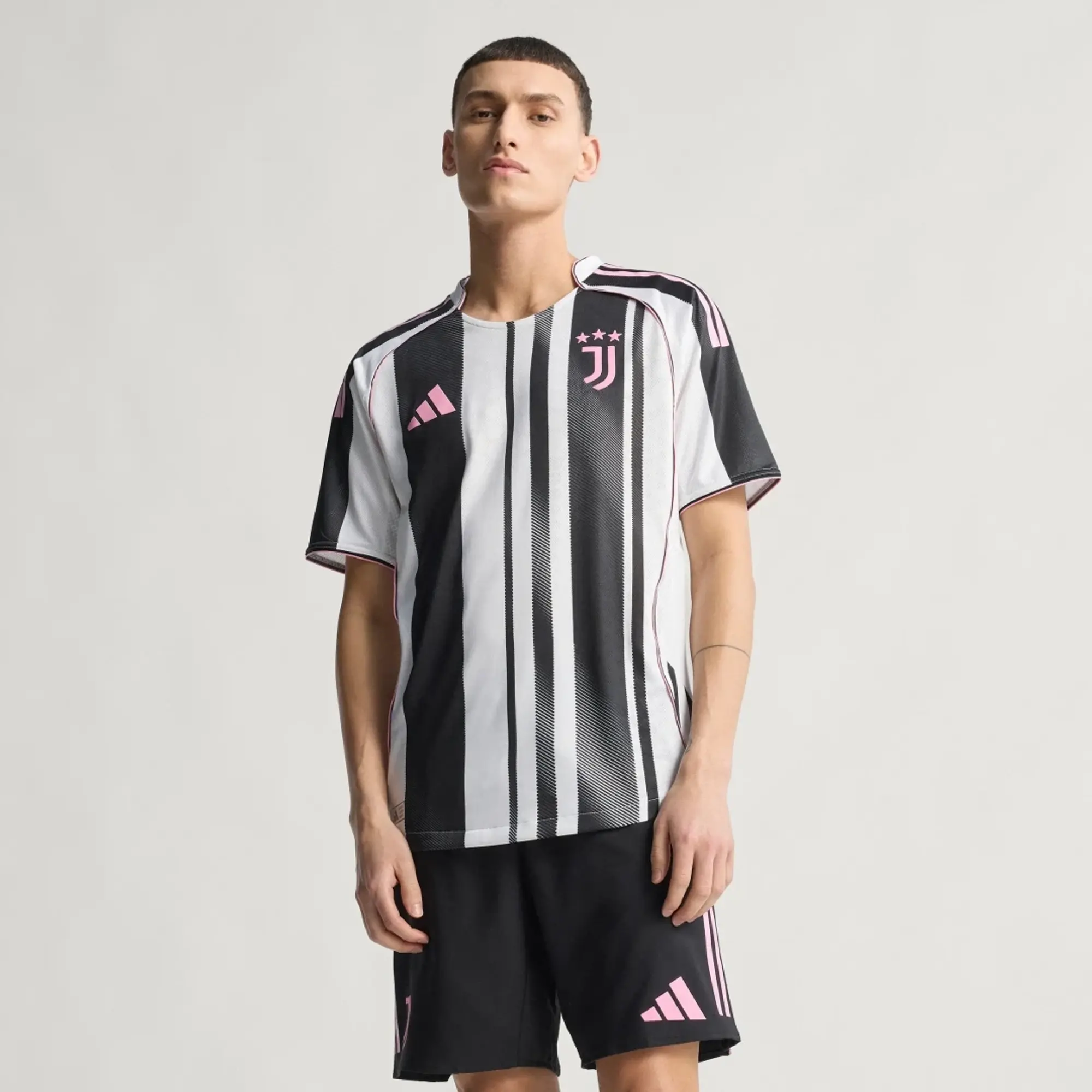 adidas Juventus 25/26 Home Authentic Jersey