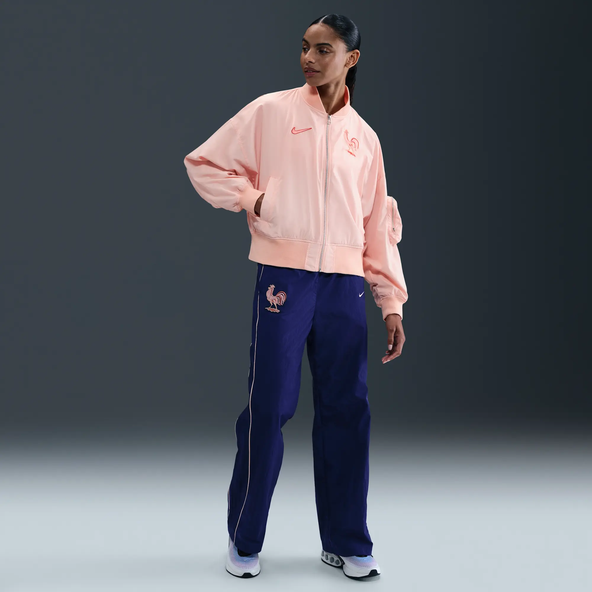FFF Essential Women's Nike Football Oversized Bomber - Pink - Polyester