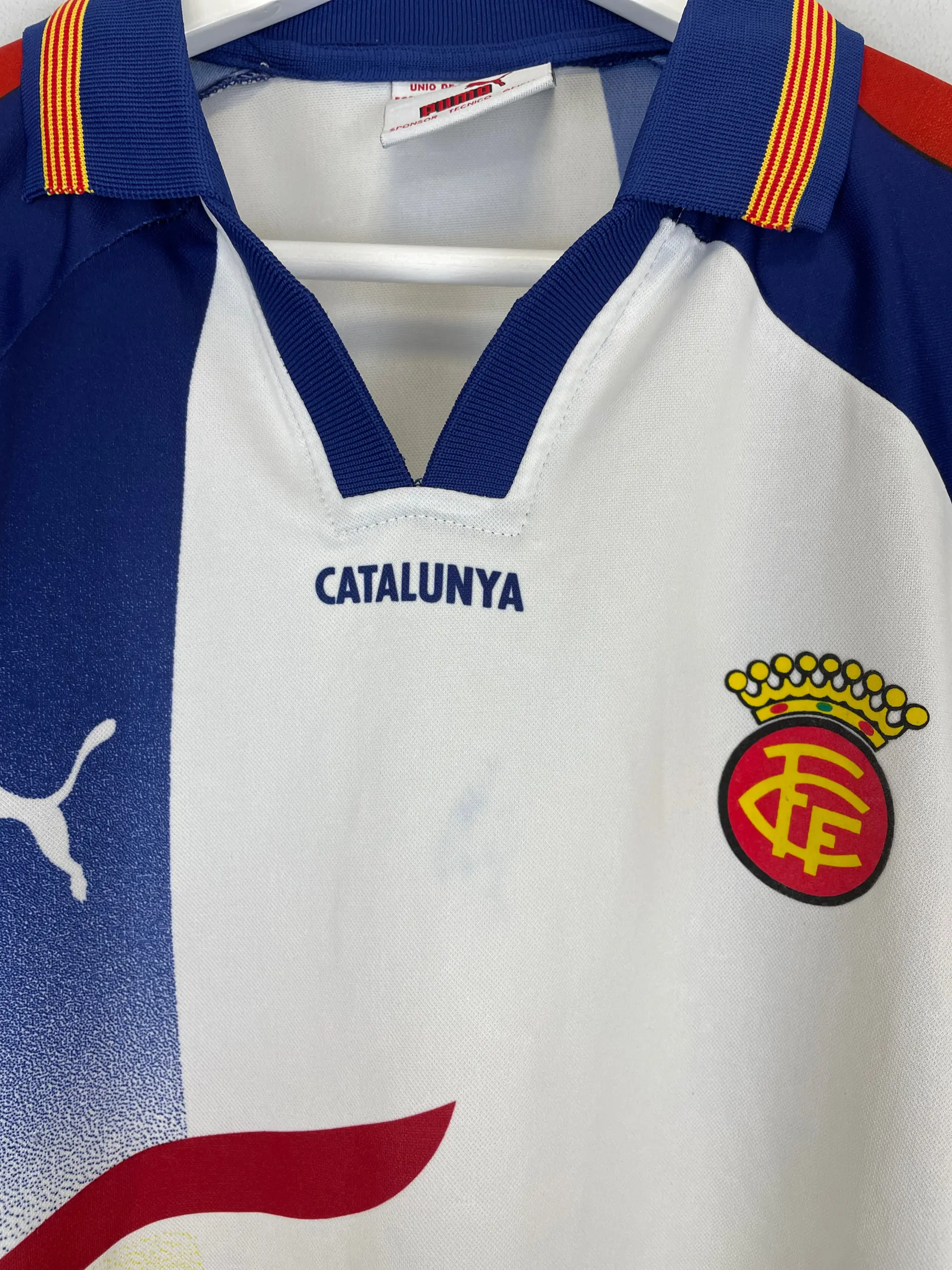 CULT KITS - 2002 CATALUNYA HOME SHIRT (M) PUMA