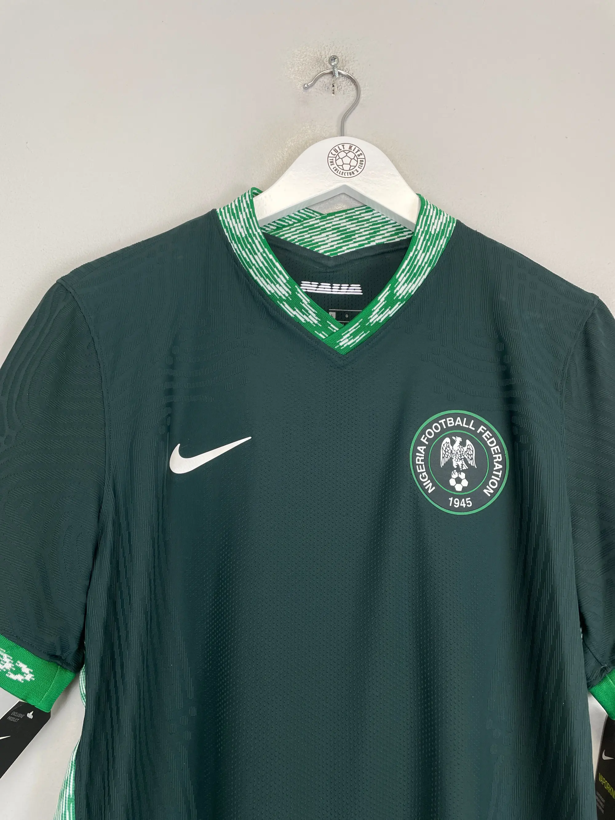 2005/06 BARCELONA RONALDINHO #10 AWAY SHIRT (M) NIKE | Cult Kits