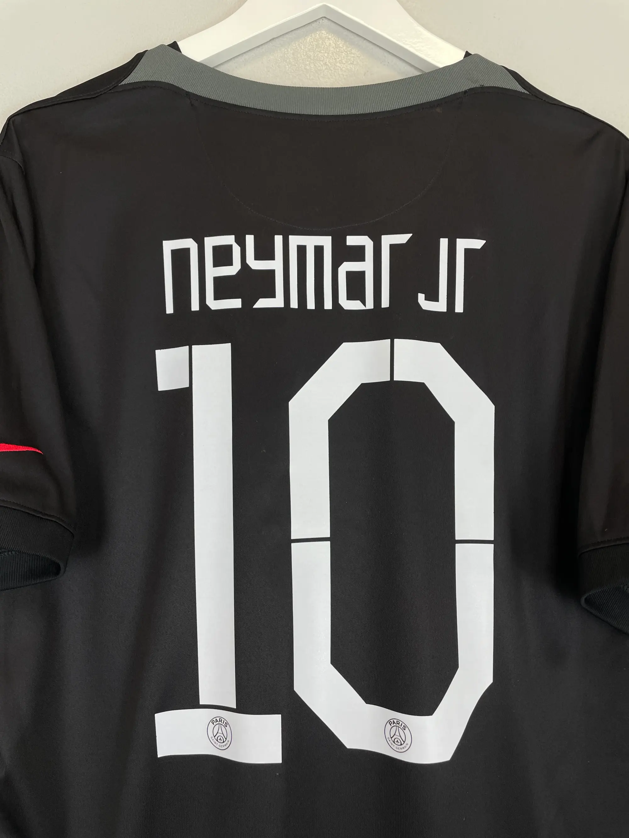 2005/06 BARCELONA RONALDINHO #10 AWAY SHIRT (M) NIKE | Cult Kits