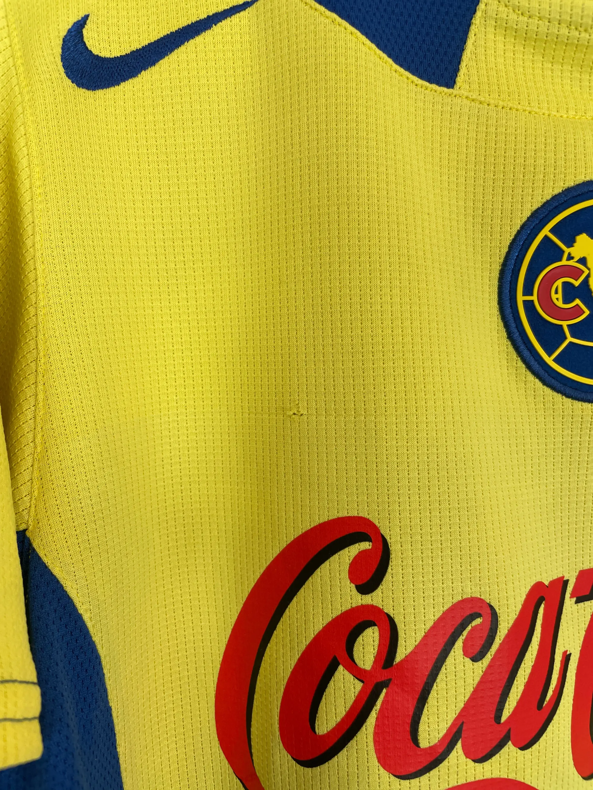 2005/06 BARCELONA RONALDINHO #10 AWAY SHIRT (M) NIKE | Cult Kits