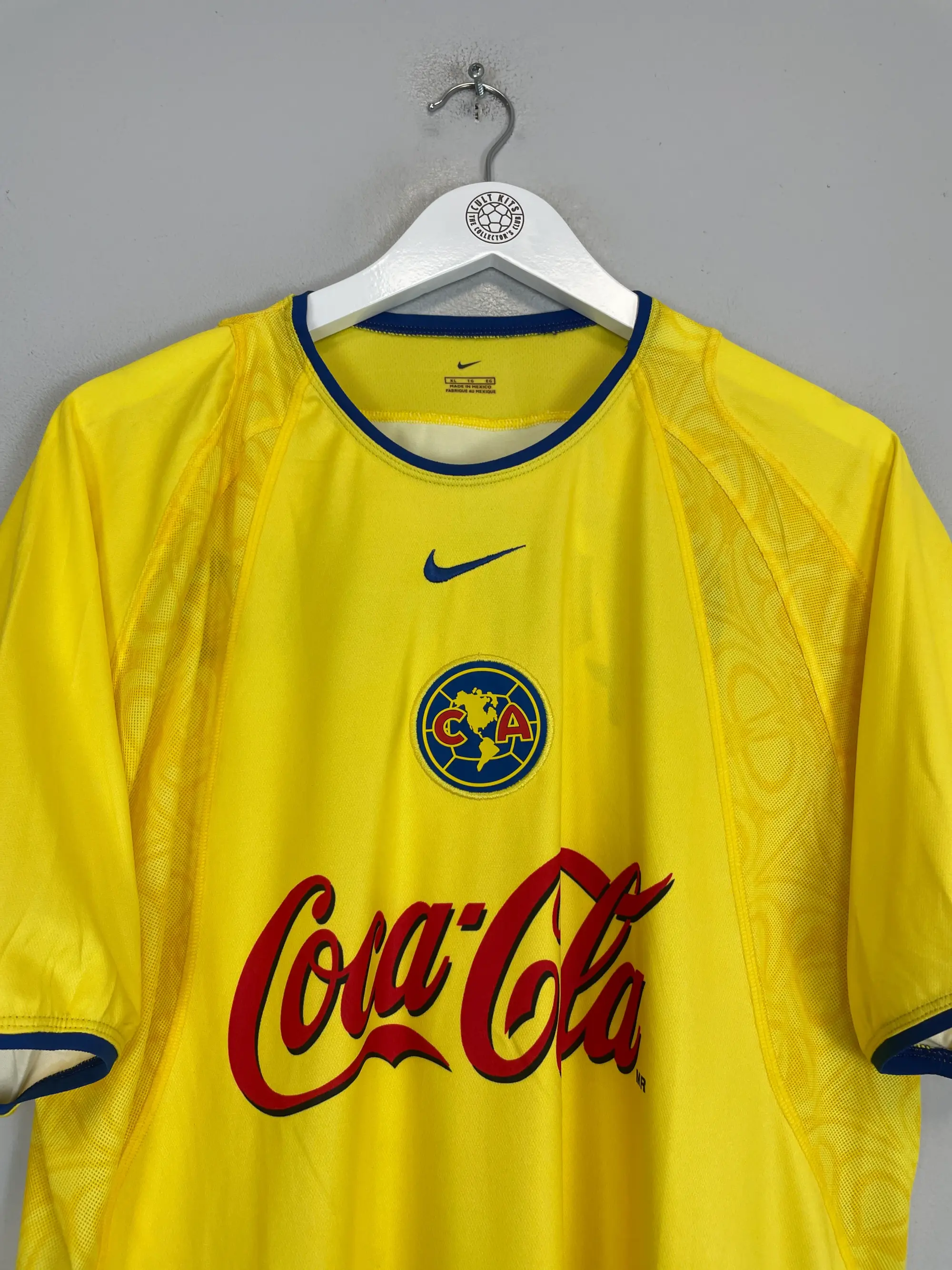 2005/06 BARCELONA RONALDINHO #10 AWAY SHIRT (M) NIKE | Cult Kits