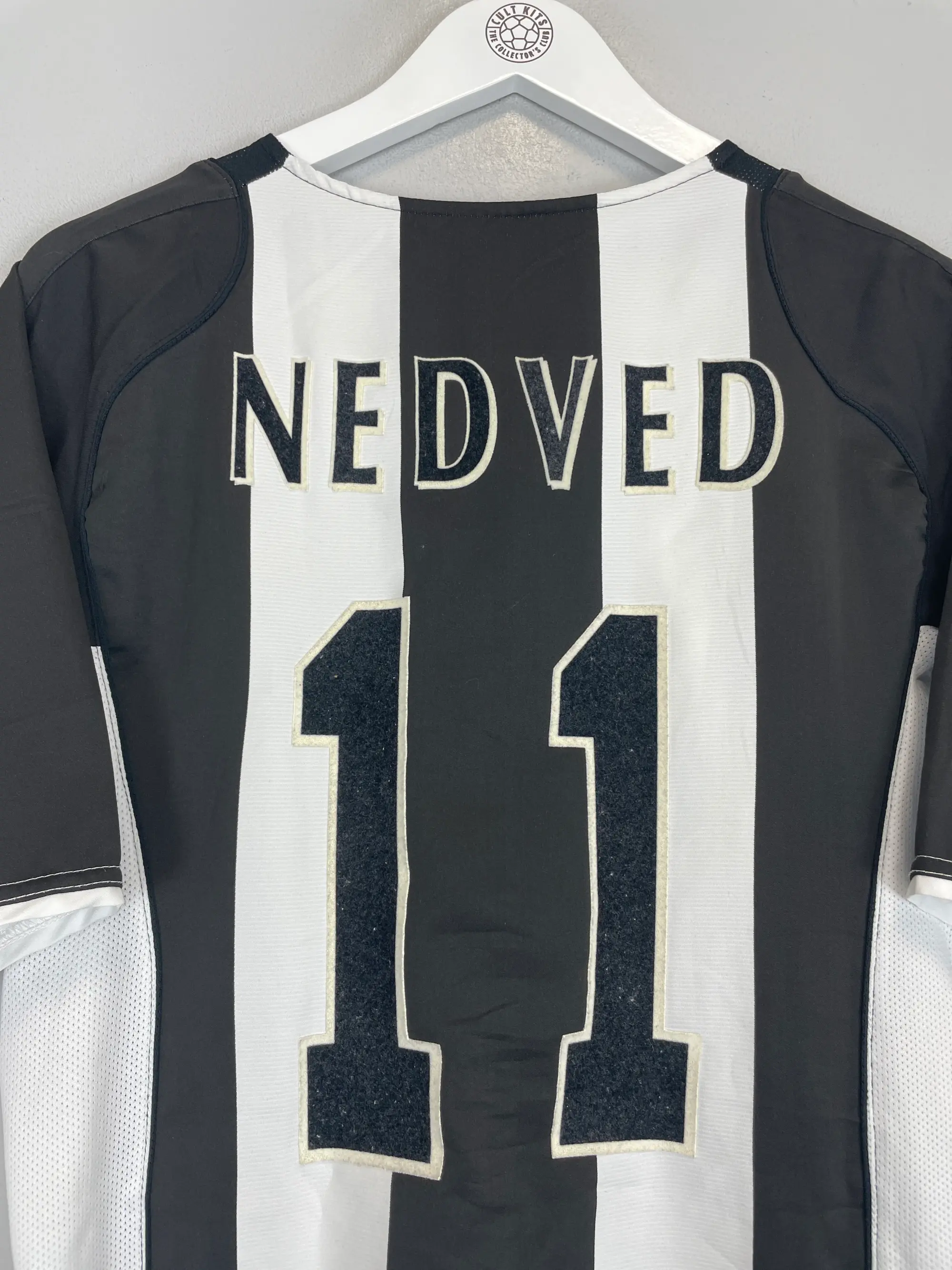 2005/06 BARCELONA RONALDINHO #10 AWAY SHIRT (M) NIKE | Cult Kits