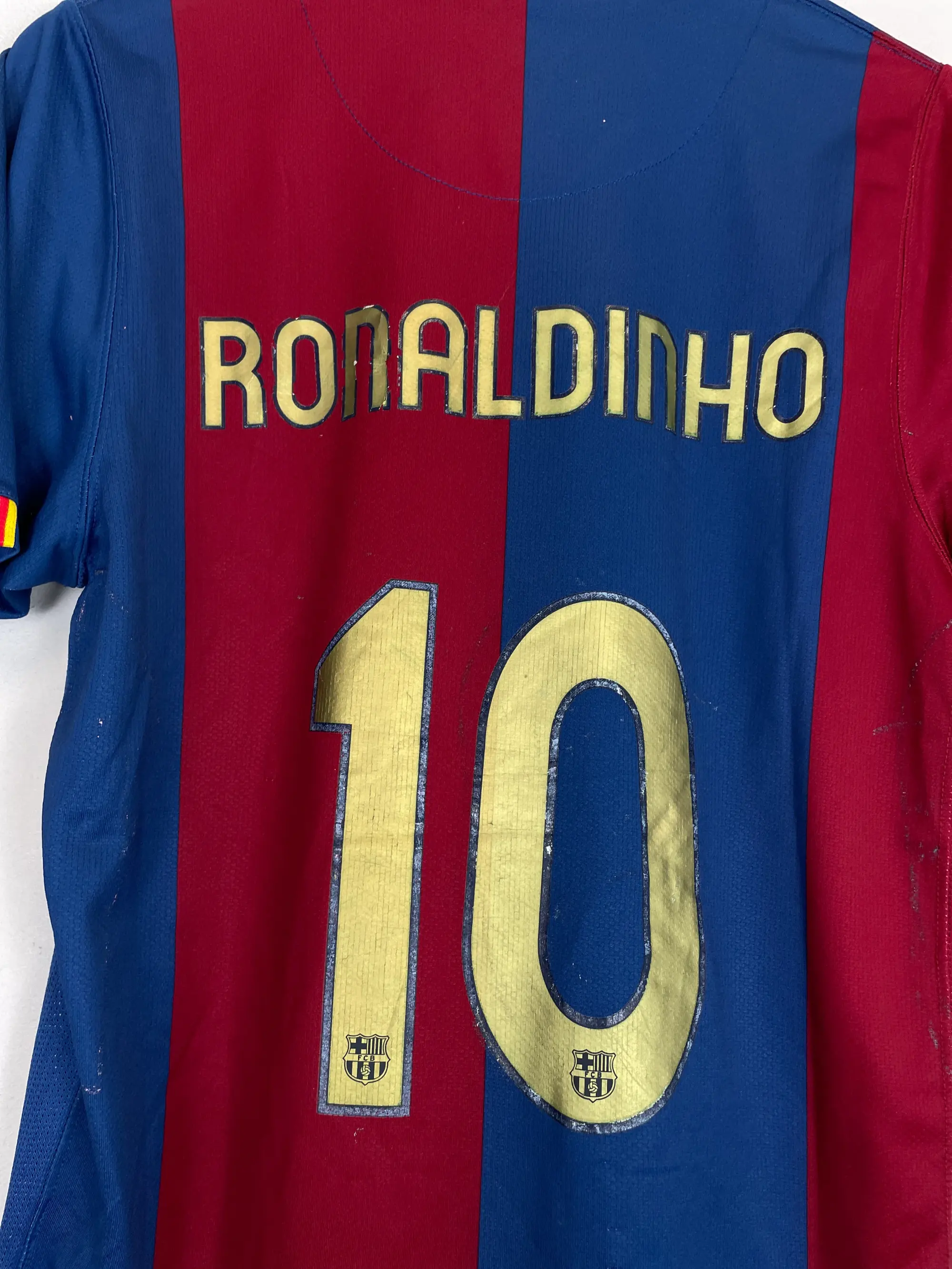 2005/06 BARCELONA RONALDINHO #10 AWAY SHIRT (M) NIKE | Cult Kits