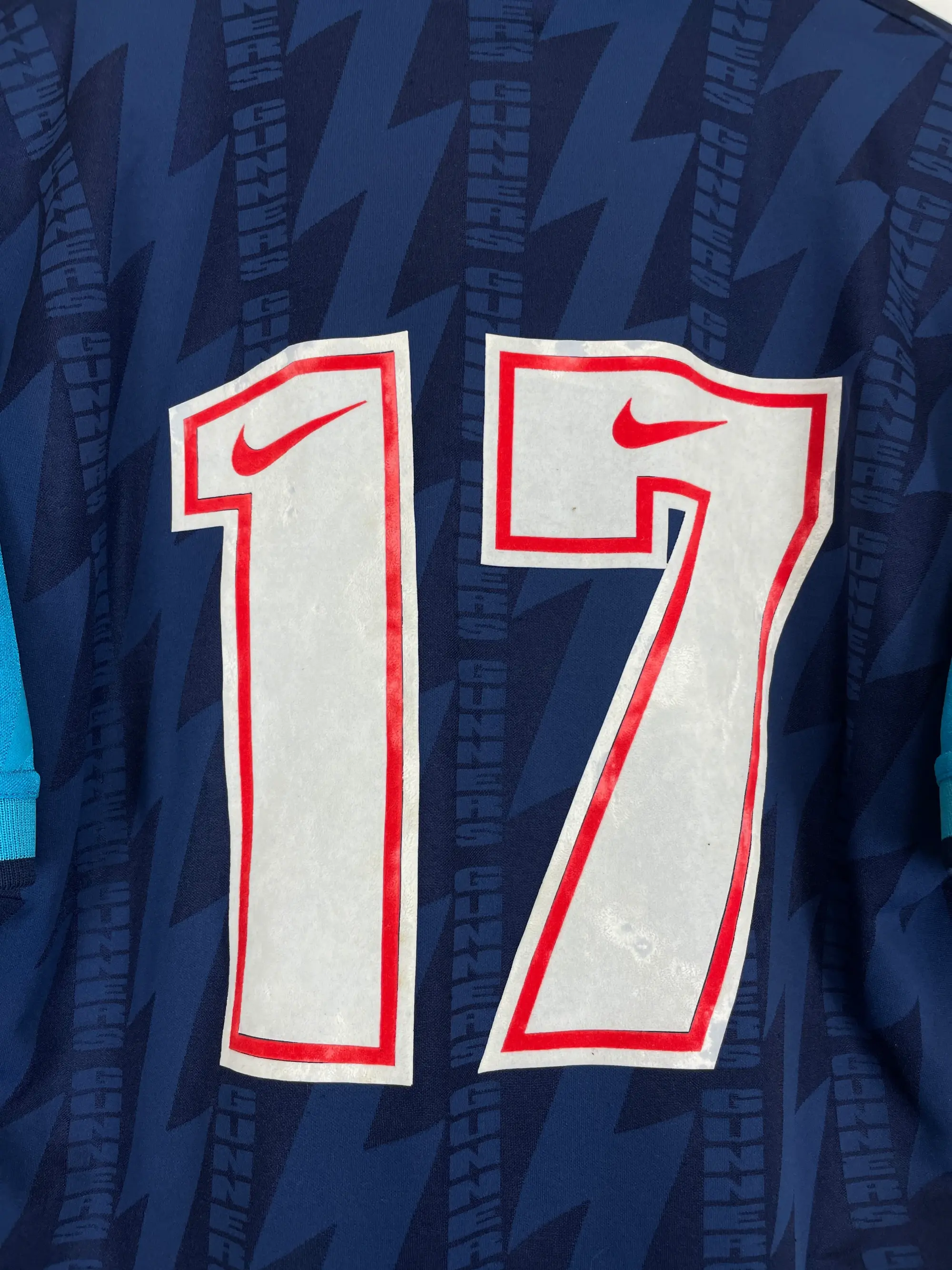 2005/06 BARCELONA RONALDINHO #10 AWAY SHIRT (M) NIKE | Cult Kits