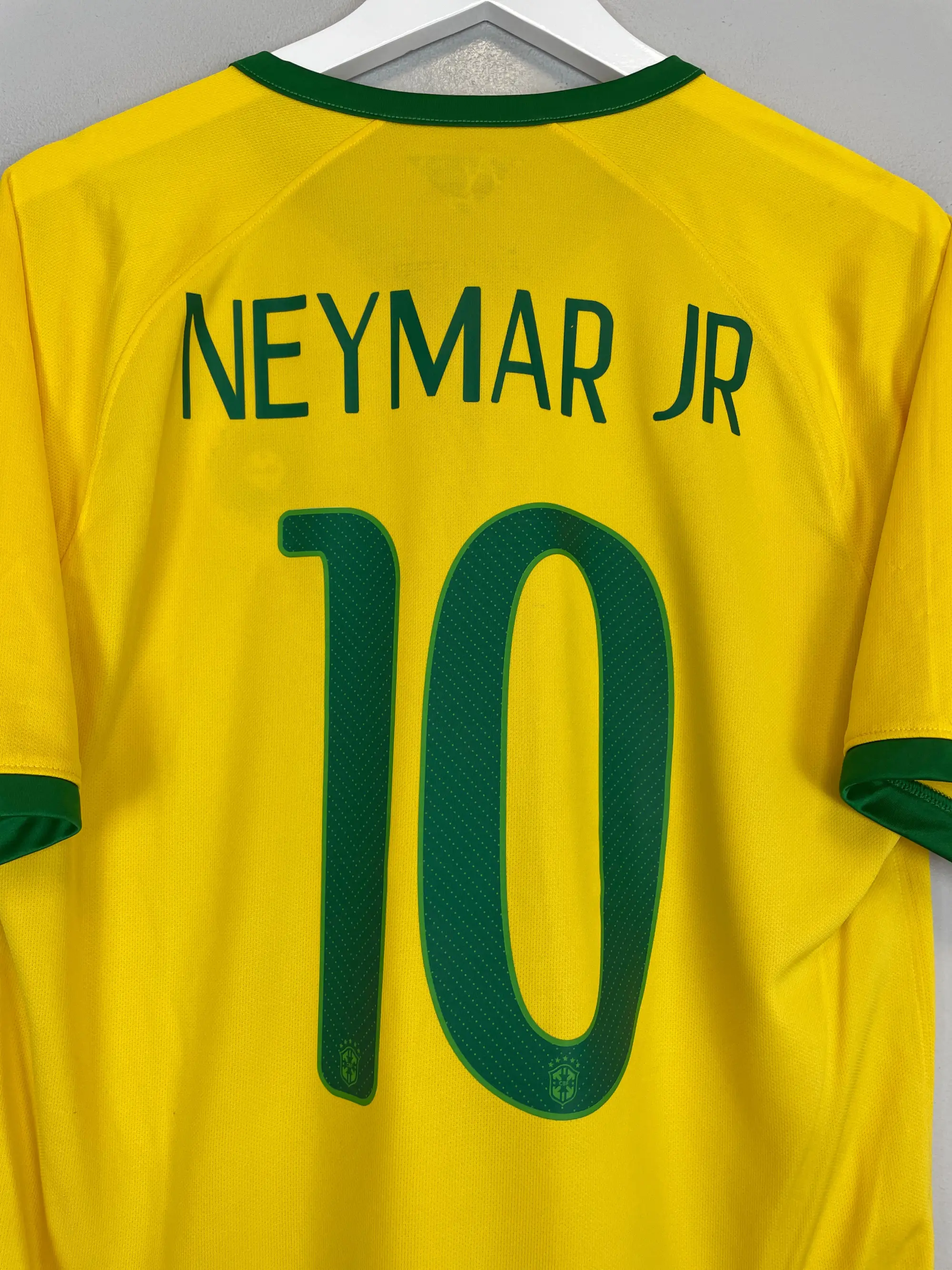 2005/06 BARCELONA RONALDINHO #10 AWAY SHIRT (M) NIKE | Cult Kits