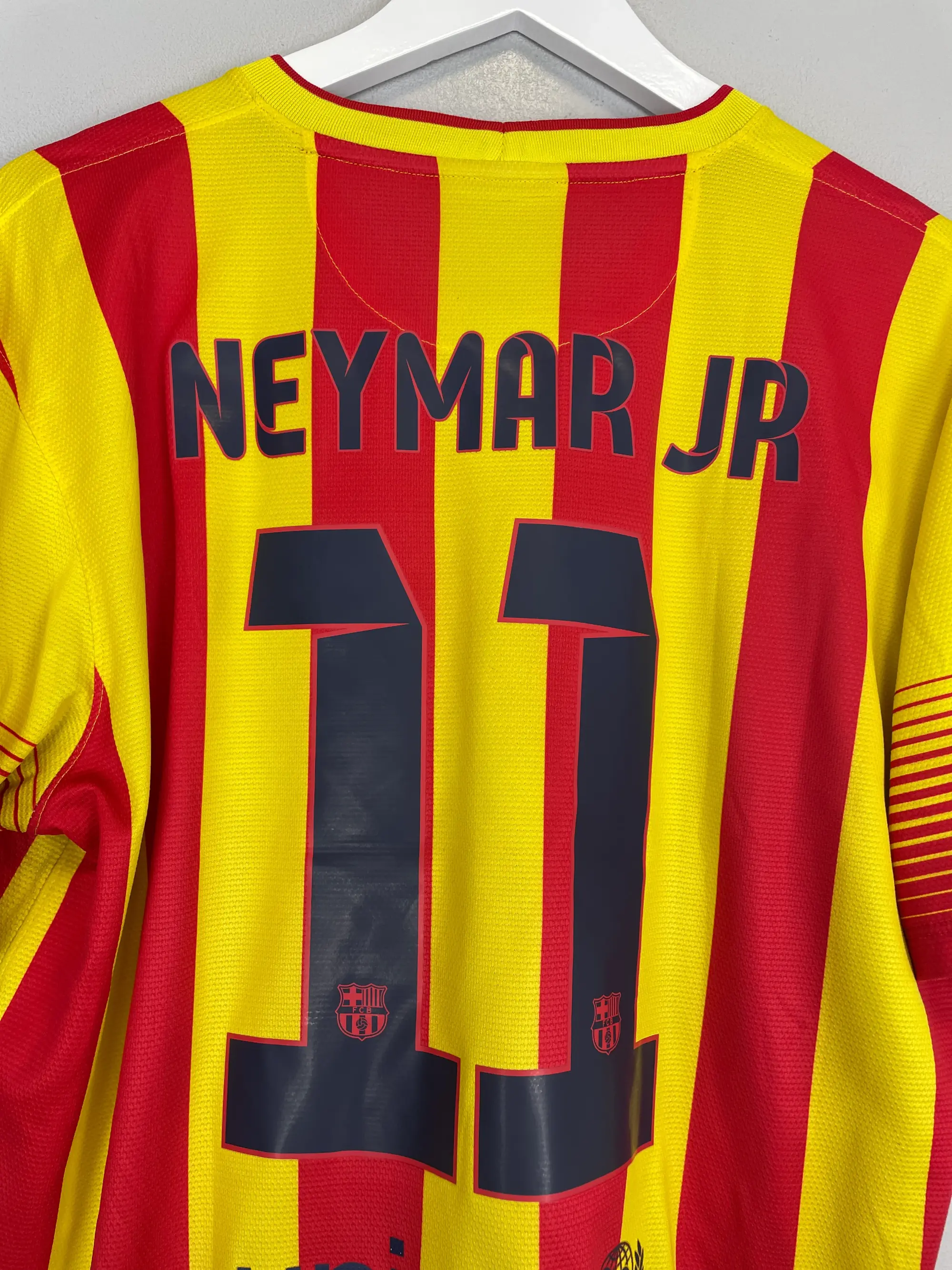 2005/06 BARCELONA RONALDINHO #10 AWAY SHIRT (M) NIKE | Cult Kits