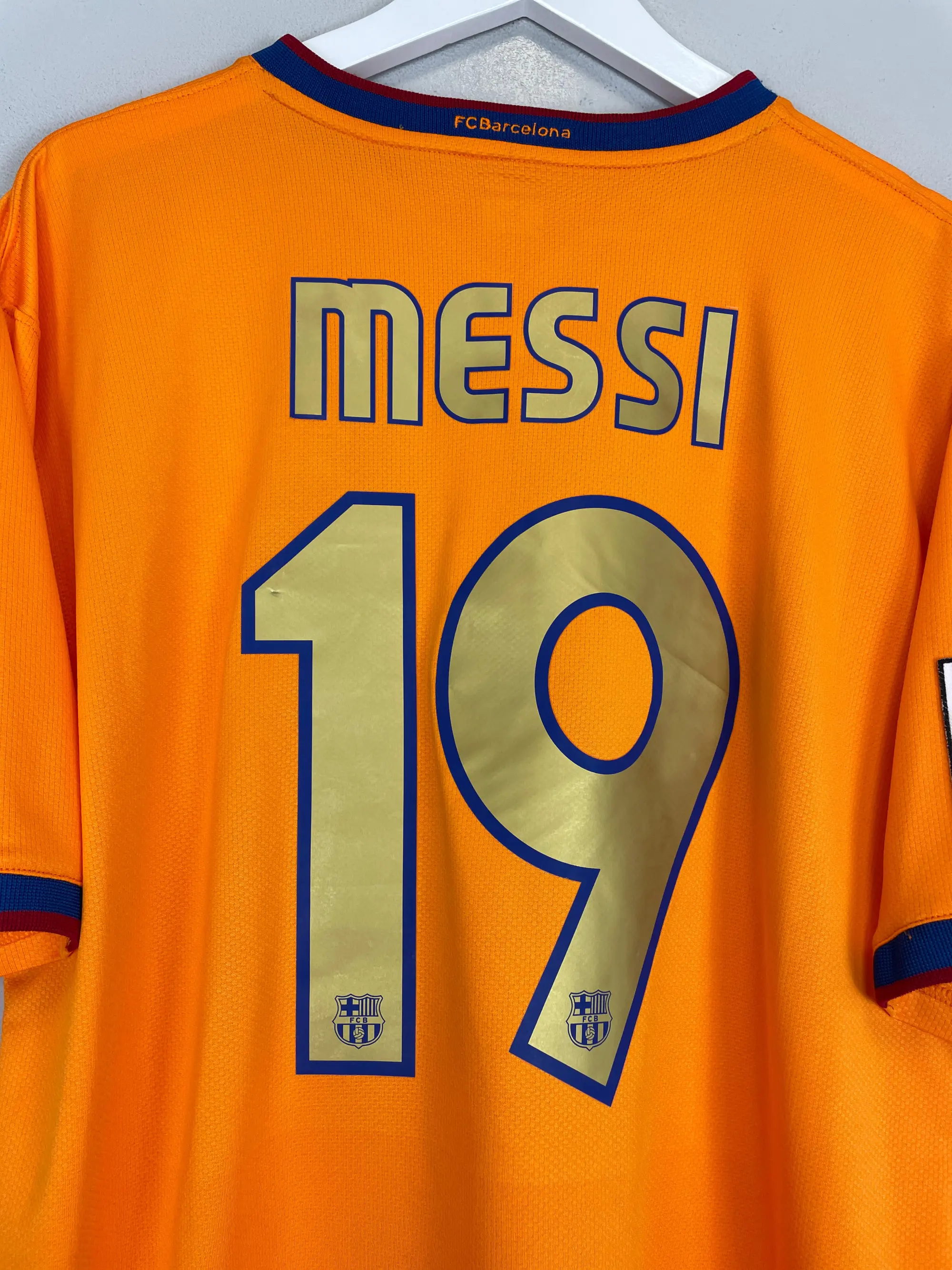 2005/06 BARCELONA RONALDINHO #10 AWAY SHIRT (M) NIKE | Cult Kits