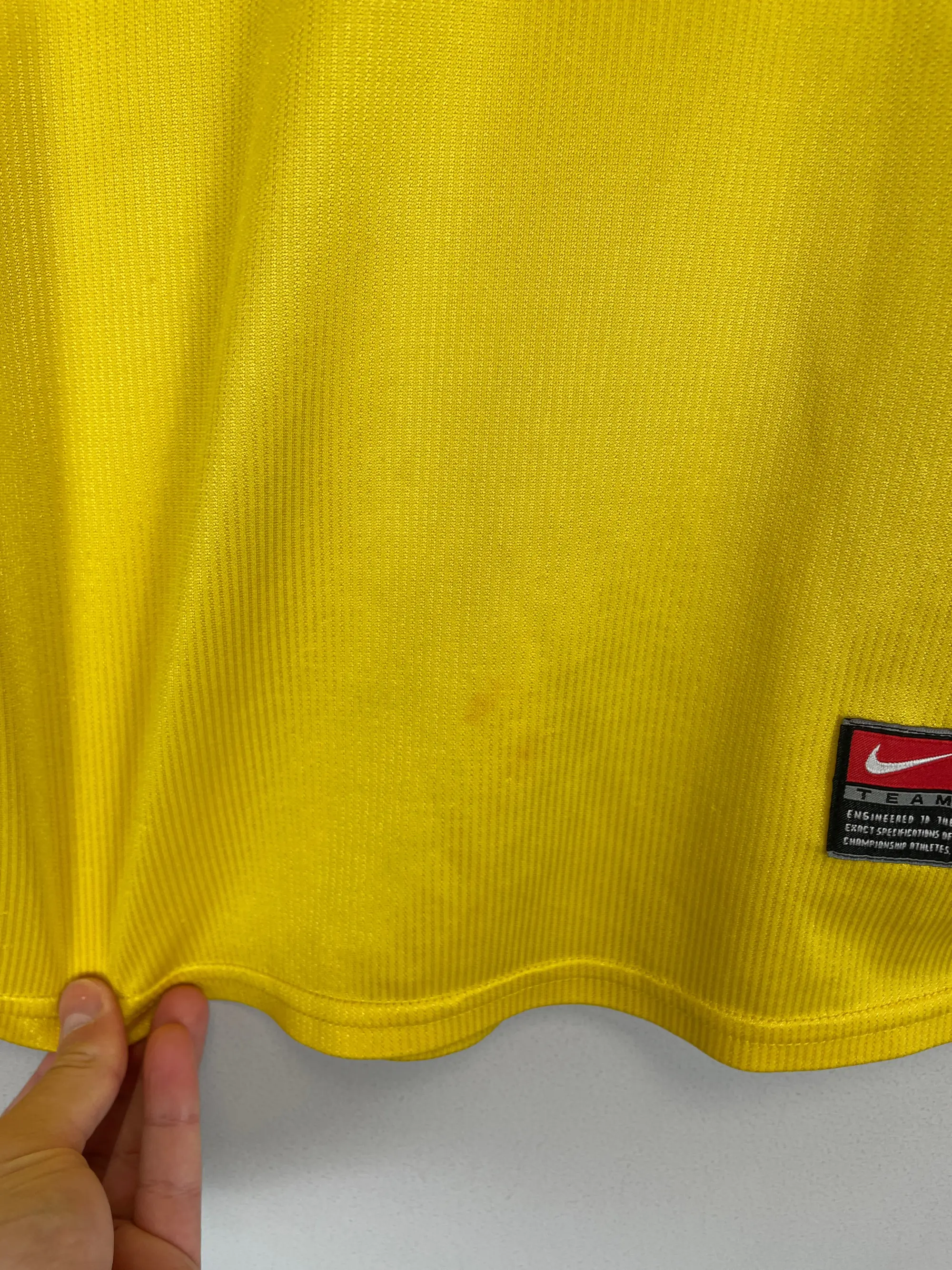 2005/06 BARCELONA RONALDINHO #10 AWAY SHIRT (M) NIKE | Cult Kits