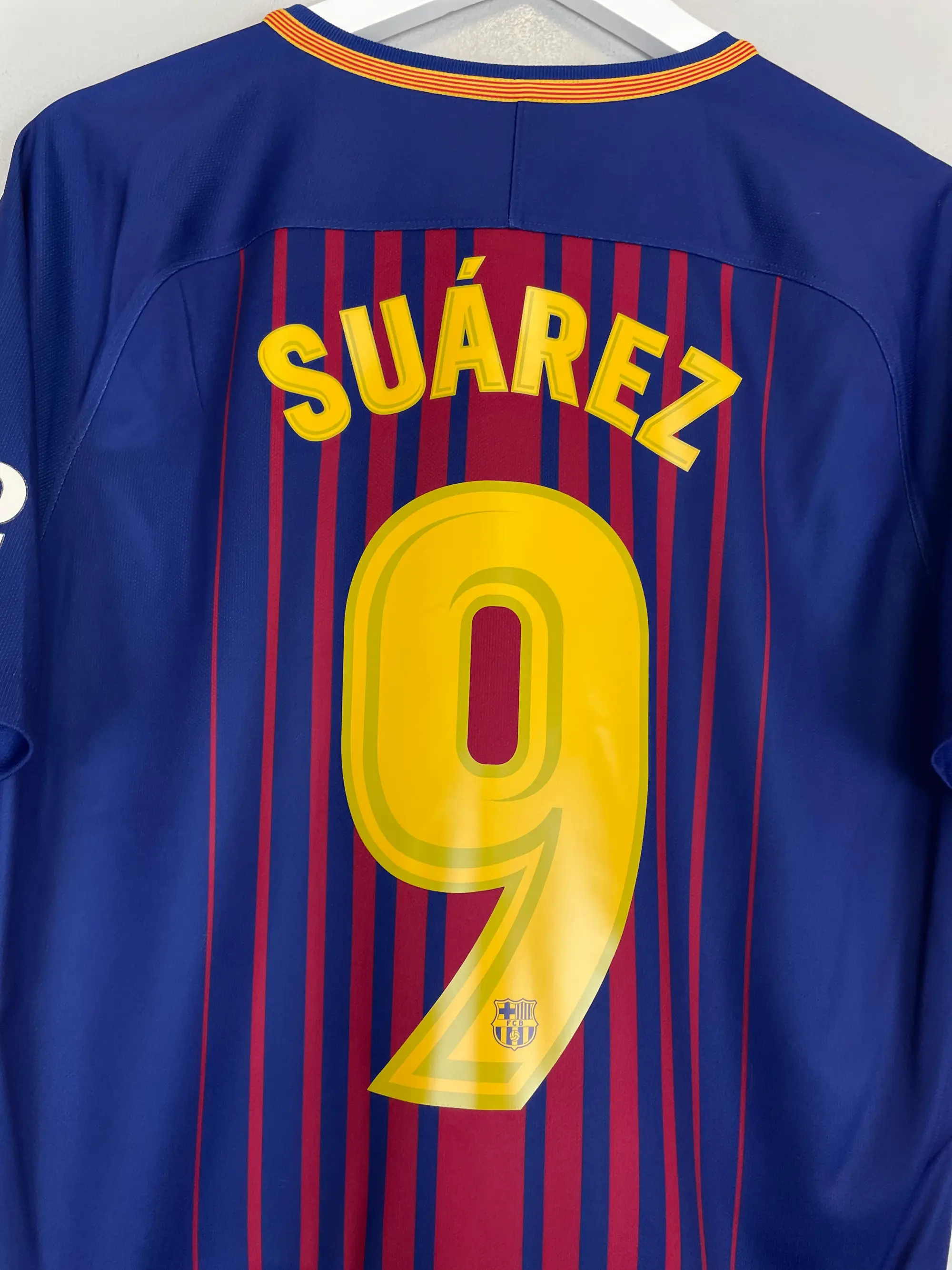 2005/06 BARCELONA RONALDINHO #10 AWAY SHIRT (M) NIKE | Cult Kits