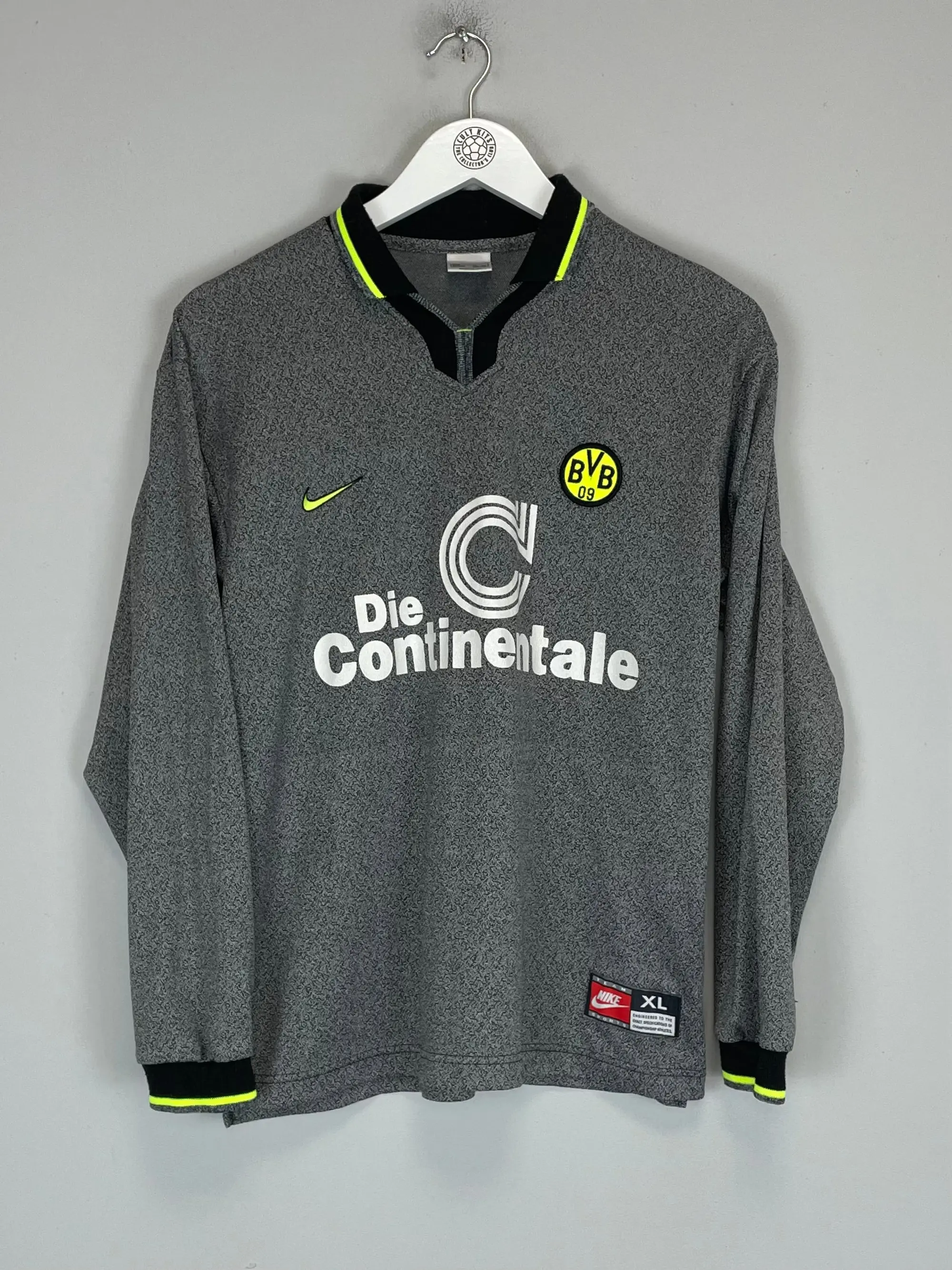 2005/06 BARCELONA RONALDINHO #10 AWAY SHIRT (M) NIKE | Cult Kits